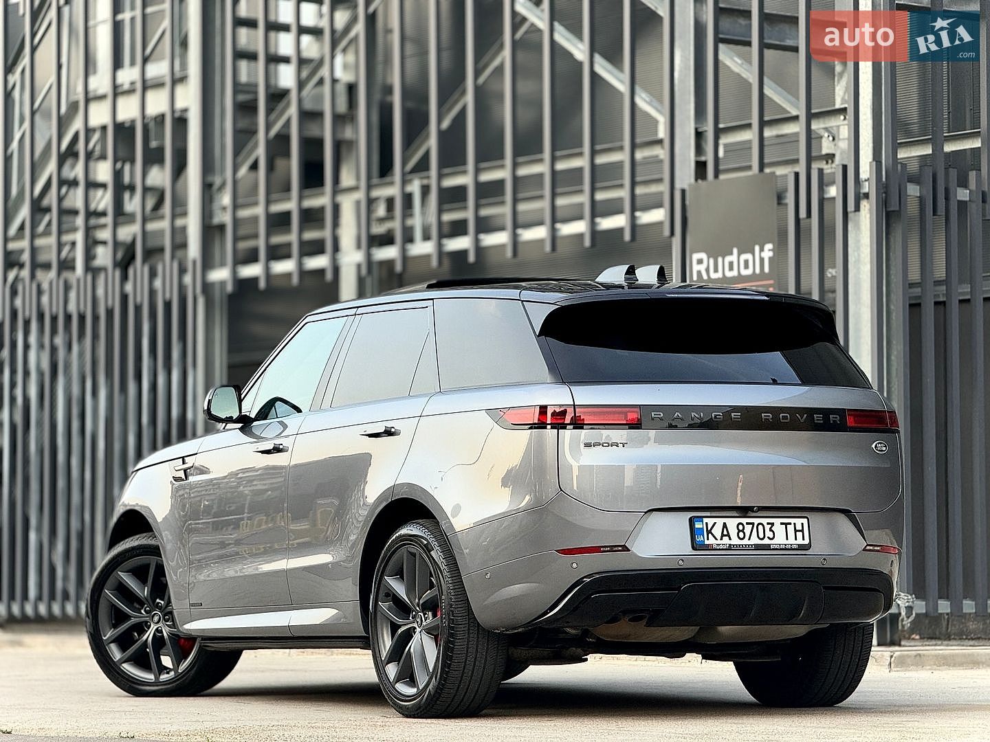 Land Rover Range Rover Sport 2023 VIN SAL1A2BW5PA129430 фото оголошення 2 з 123