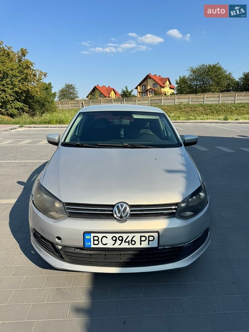 Volkswagen Polo 2012 VIN XW8ZZZ61ZDG020612 фото оголошення 3 з 37