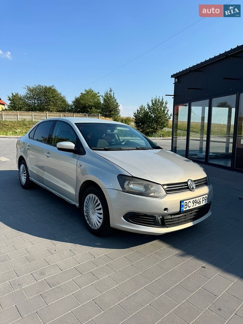 Volkswagen Polo 2012 VIN XW8ZZZ61ZDG020612 фото оголошення 25 з 37