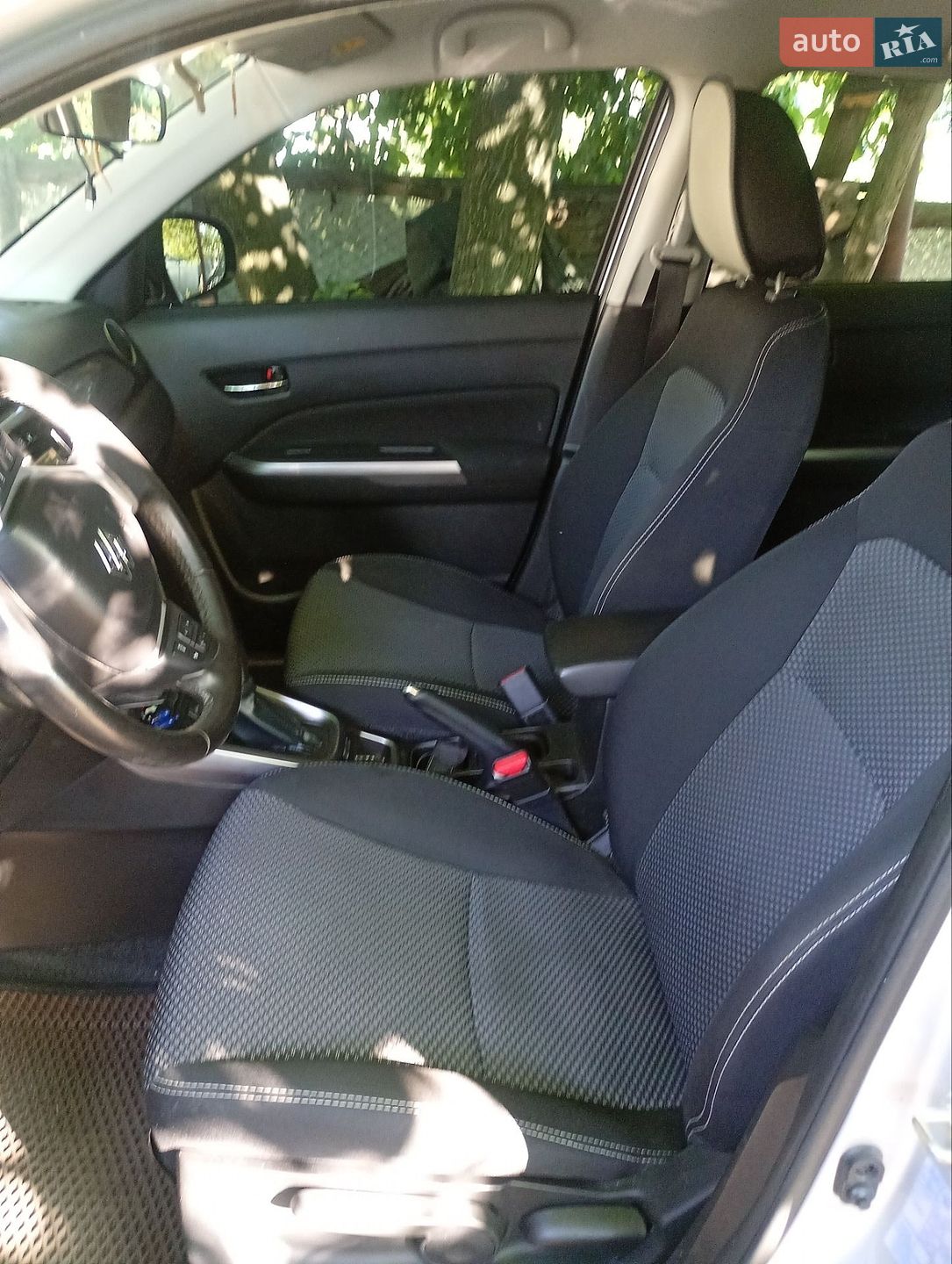 Suzuki Vitara 2019 VIN TSMLYD01S00670179 фото оголошення 7 з 14