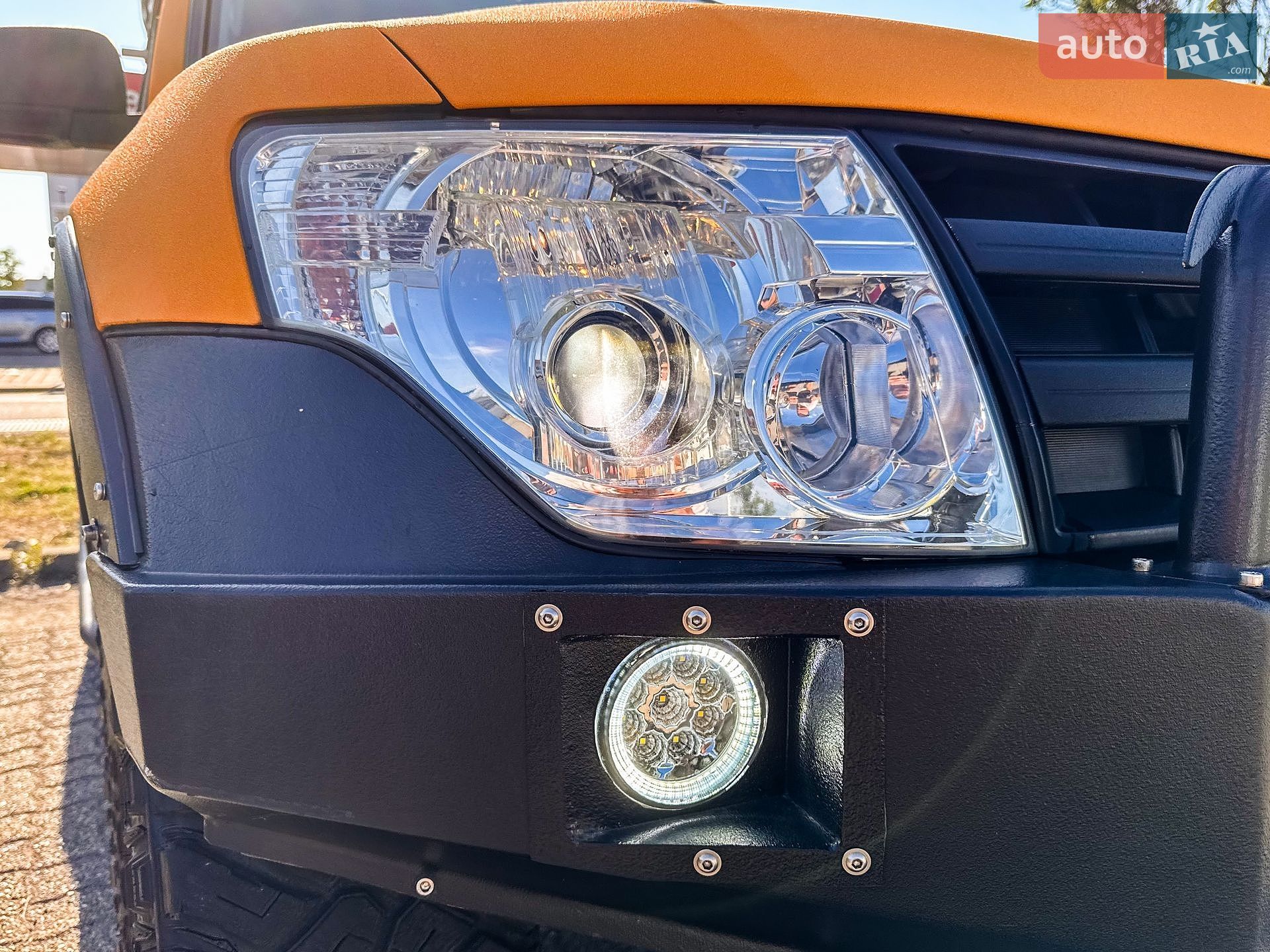 Mitsubishi Pajero 2008 VIN JMBLYV98W8J500238 фото оголошення 3 з 14