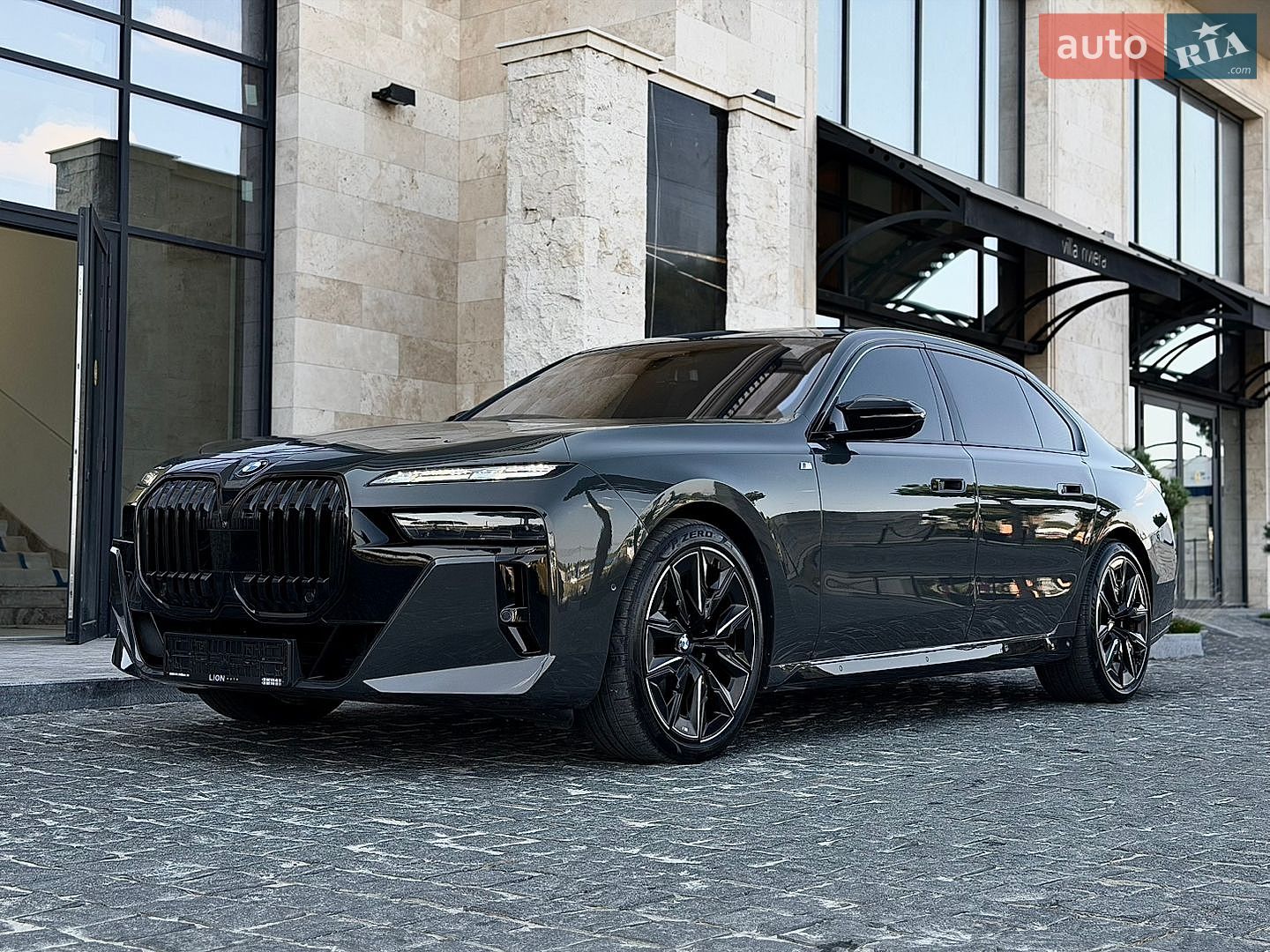 BMW 7 Series 2023 VIN WBA21EJ010CP03183 фото оголошення 8 з 95