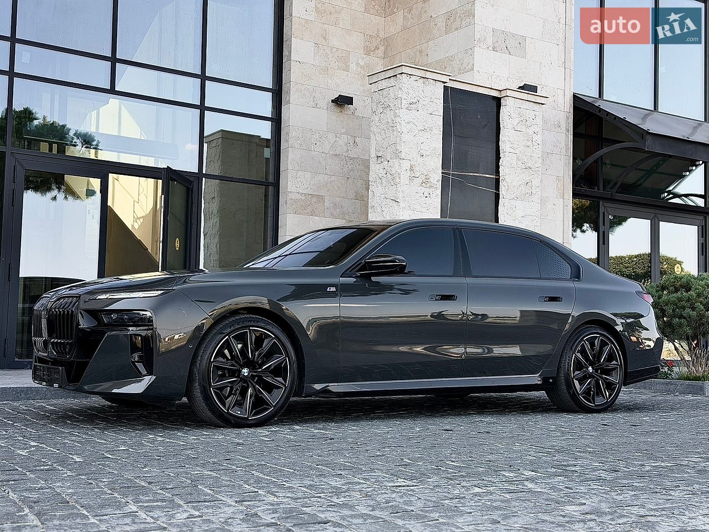 BMW 7 Series 2023 VIN WBA21EJ010CP03183 фото оголошення 9 з 95