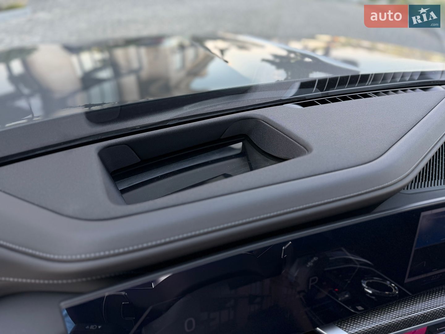 BMW 7 Series 2023 VIN WBA21EJ010CP03183 фото оголошення 34 з 95