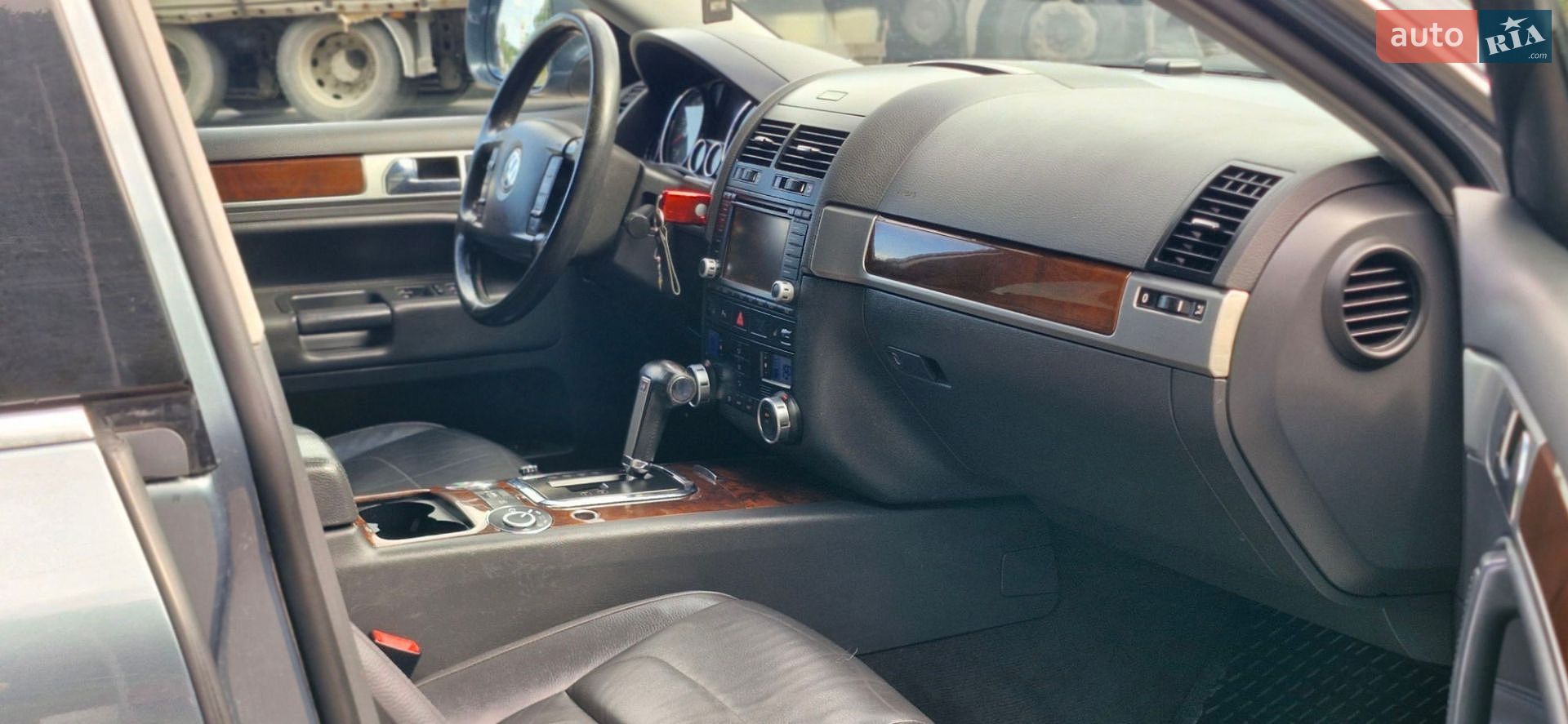Volkswagen Touareg 2008 VIN WVGZZZ7LZ8D034082 фото оголошення 10 з 36