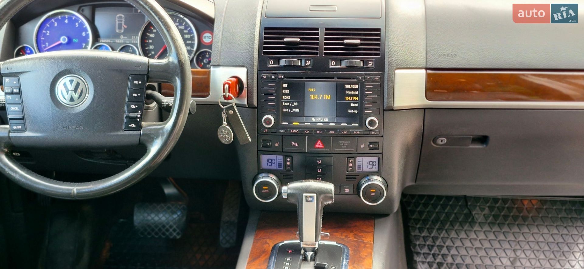 Volkswagen Touareg 2008 VIN WVGZZZ7LZ8D034082 фото оголошення 9 з 36