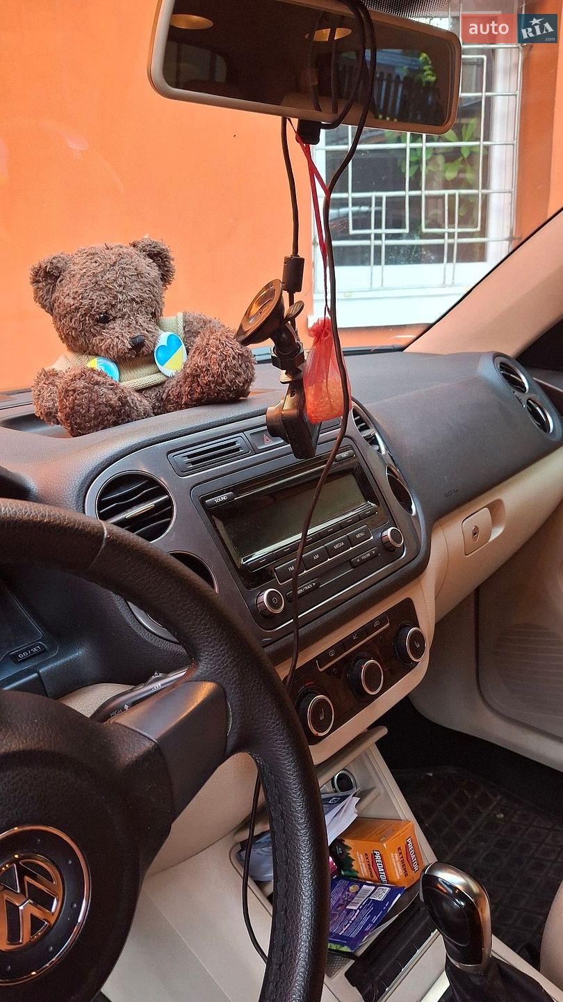 Volkswagen Tiguan 2012 VIN WVGAV7AX0CW589705 фото оголошення 5 з 6