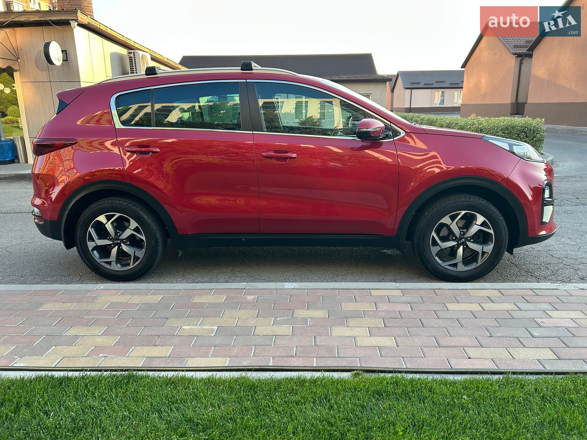 Kia Sportage 2020 VIN U5YPG814BLL894053 фото оголошення 4 з 82