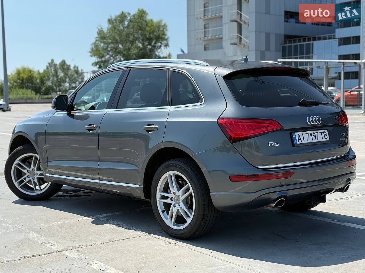 Audi Q5 2015 VIN WA1CVAFP6GA055351 фото оголошення 7 з 26