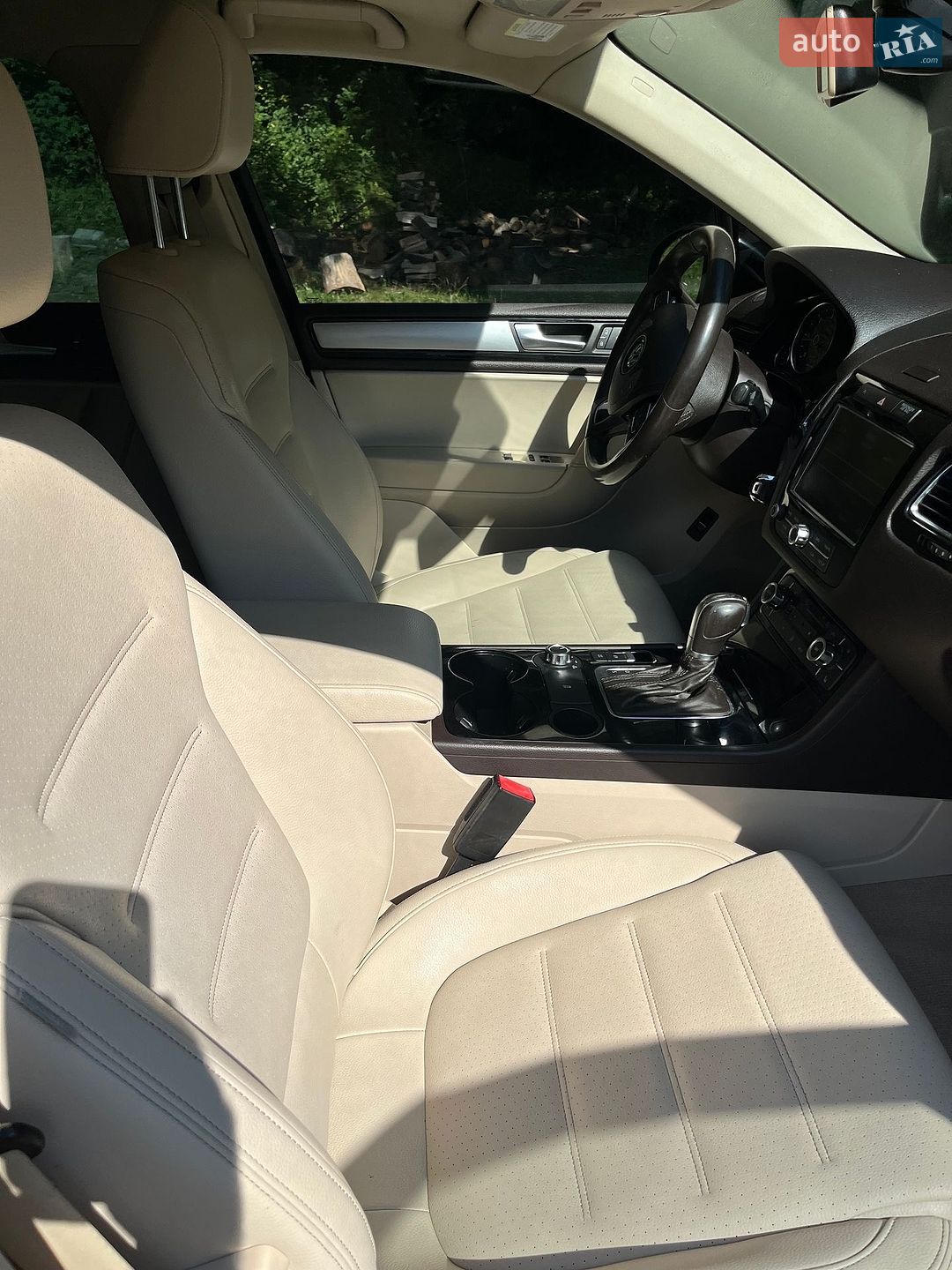 Volkswagen Touareg 2011 VIN WVGFK9BP7BD007425 фото оголошення 11 з 27