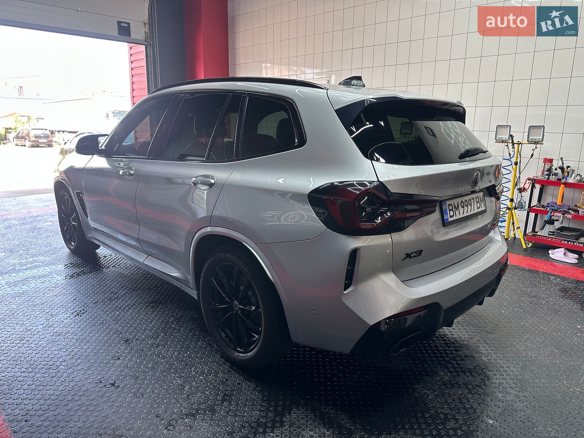 BMW X3 2019 VIN 5UXTR9C54KLP90093 фото оголошення 4 з 25