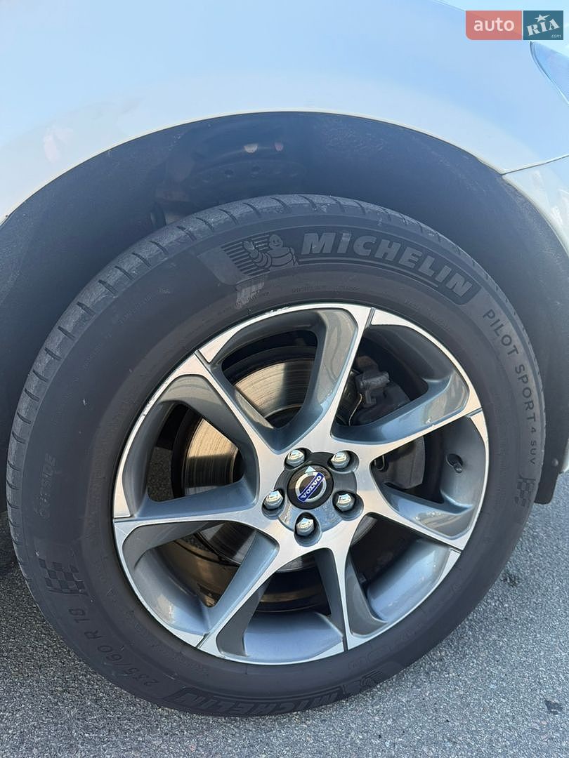 Volvo XC60 2016 VIN YV1DZA5C6G2914367 фото оголошення 11 з 34
