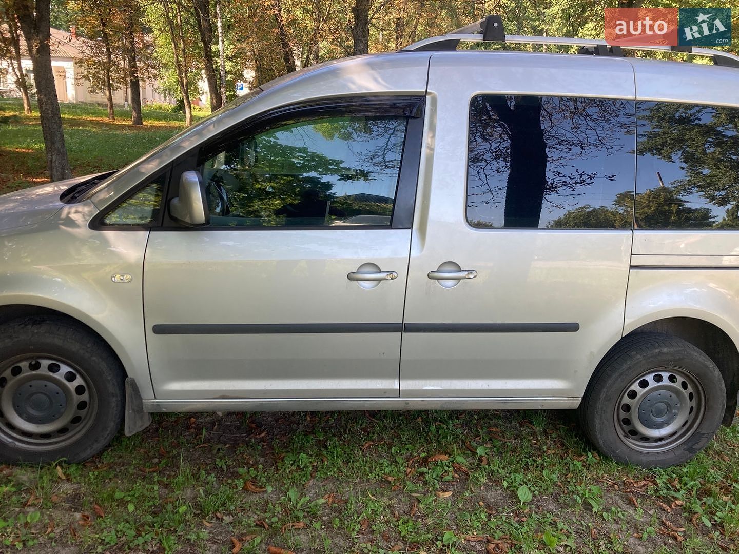 Volkswagen Caddy 2011 VIN WV2ZZZ2KZCX026989 фото оголошення 4 з 5