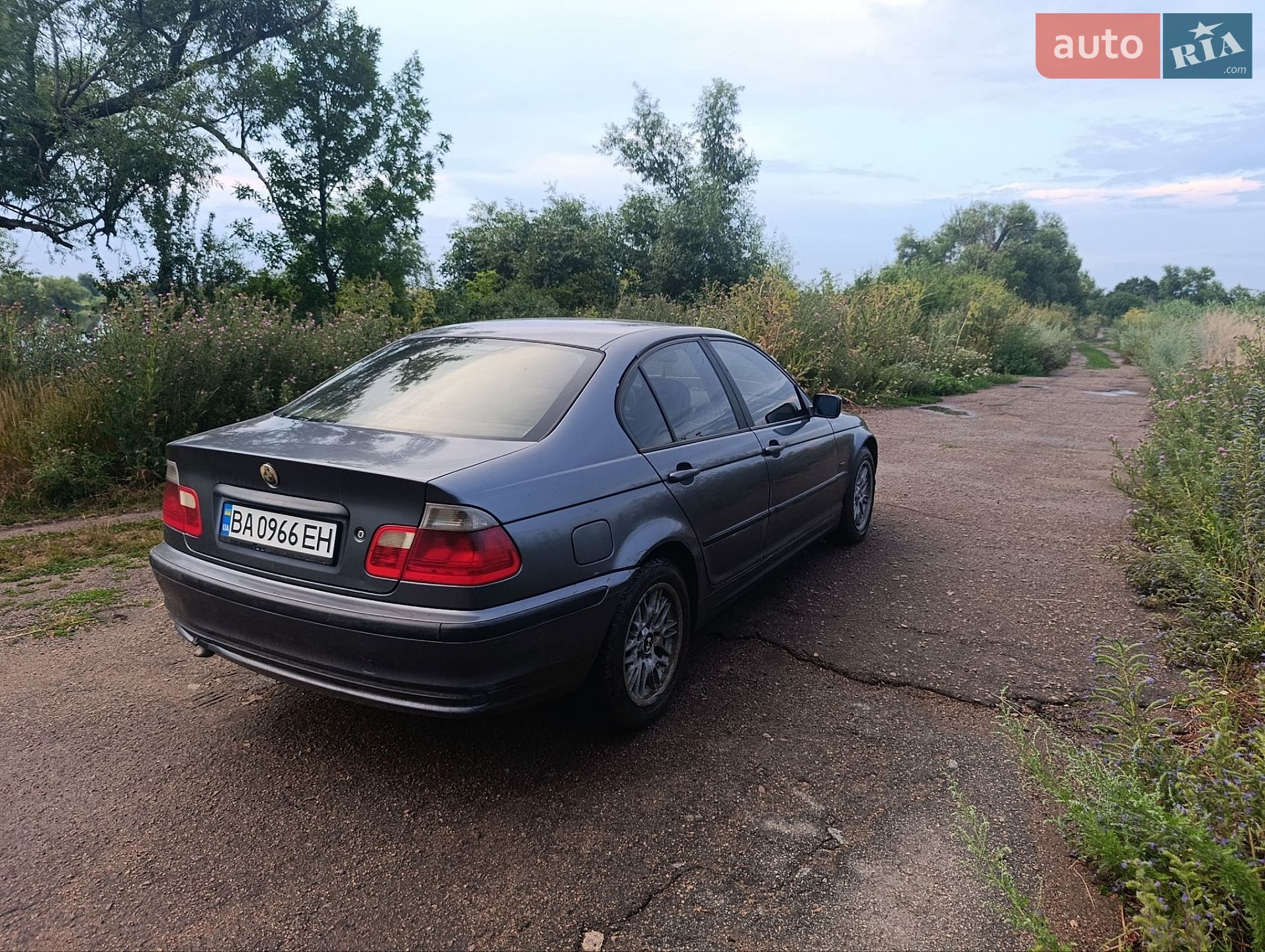 BMW 3 Series 2001 VIN WBAAL71040CF63473 фото оголошення 12 з 13