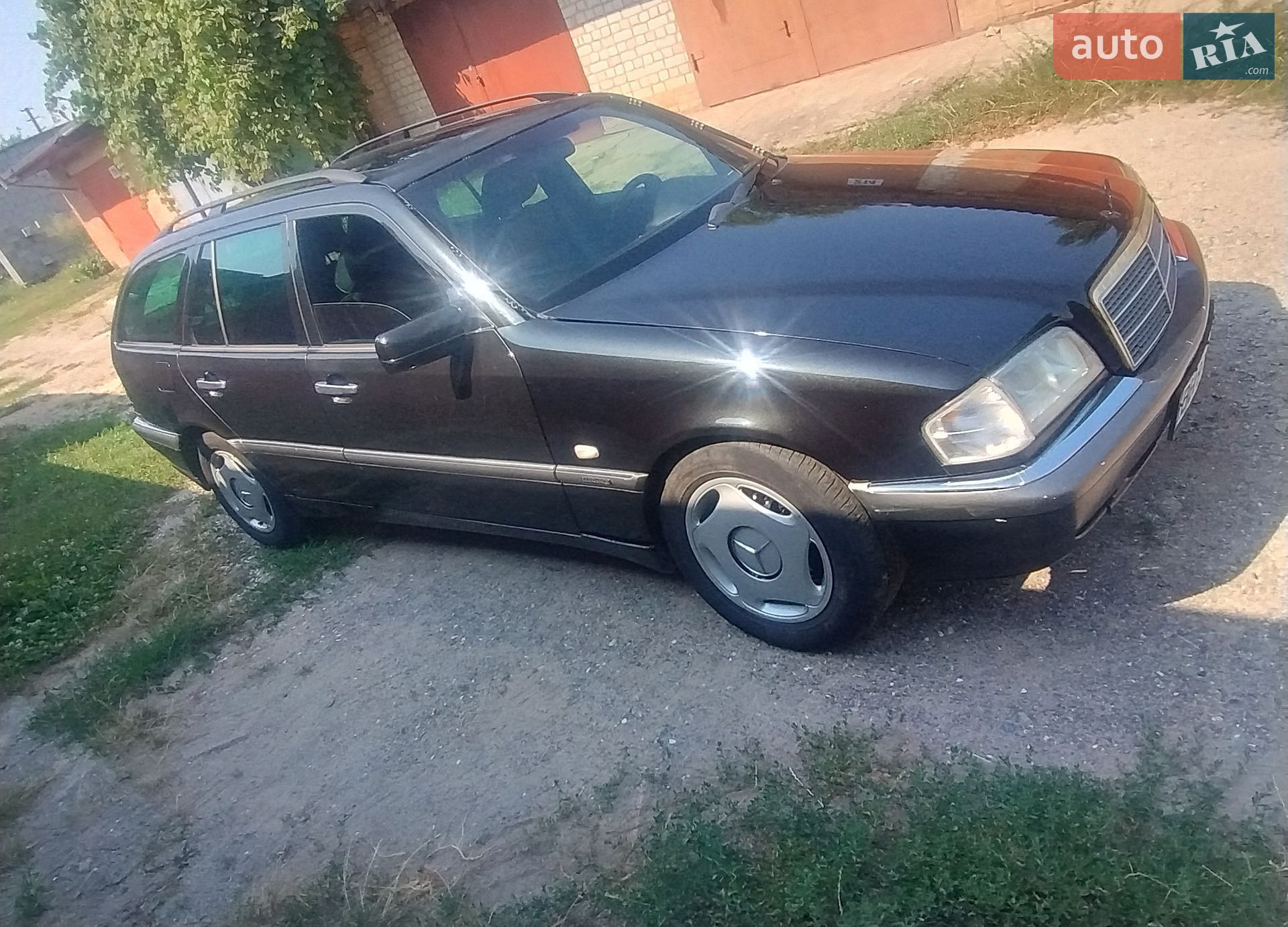 Mercedes-Benz C-Class 1998 VIN WDB2021881F677471 фото оголошення 4 з 12