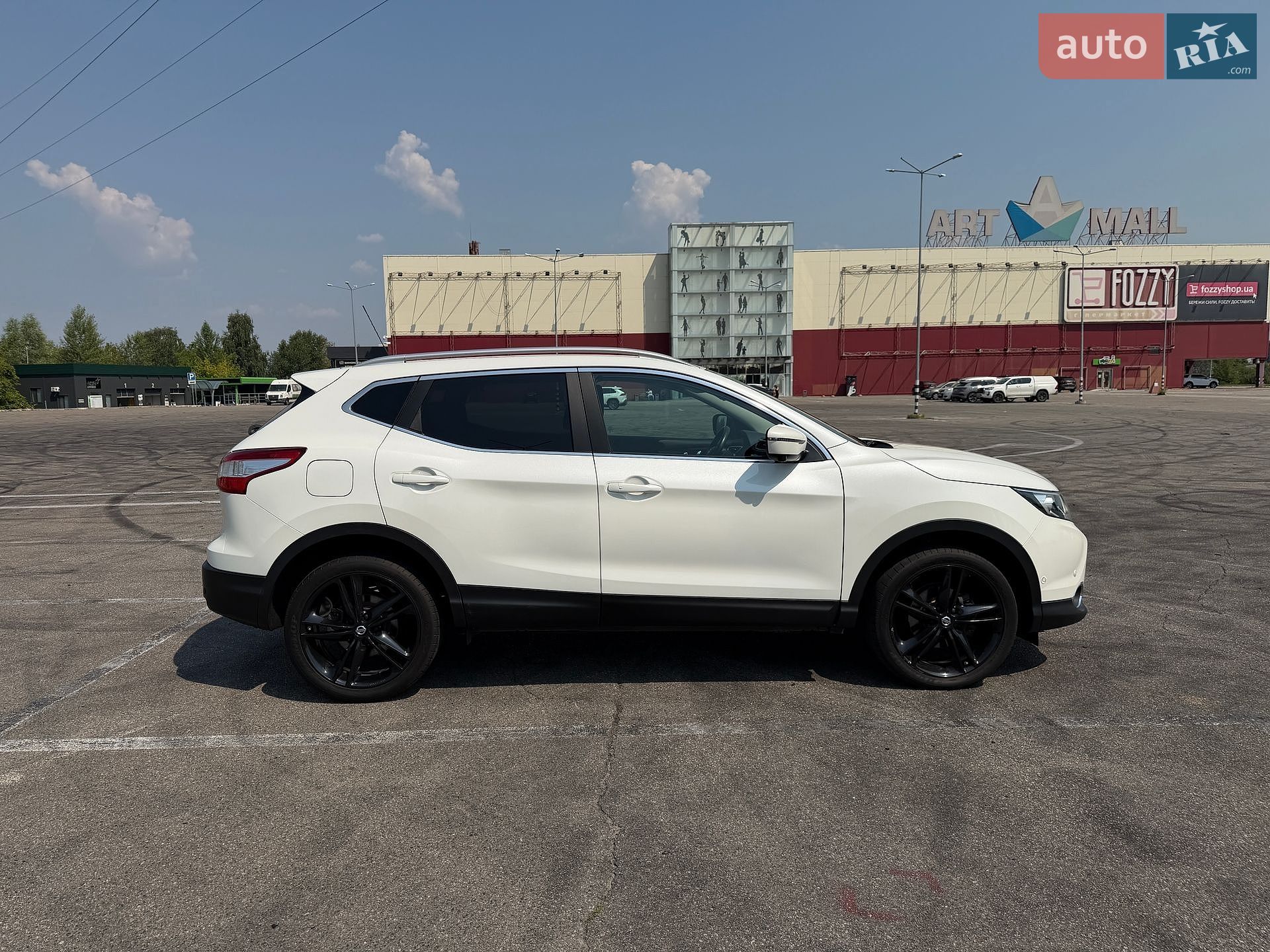 Nissan Qashqai 2016 VIN SJNFDAJ11U1829193 фото оголошення 18 з 141