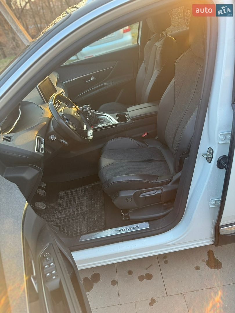 Peugeot 3008 2018 VIN VF3MCYHZJJS471611 фото оголошення 21 з 31