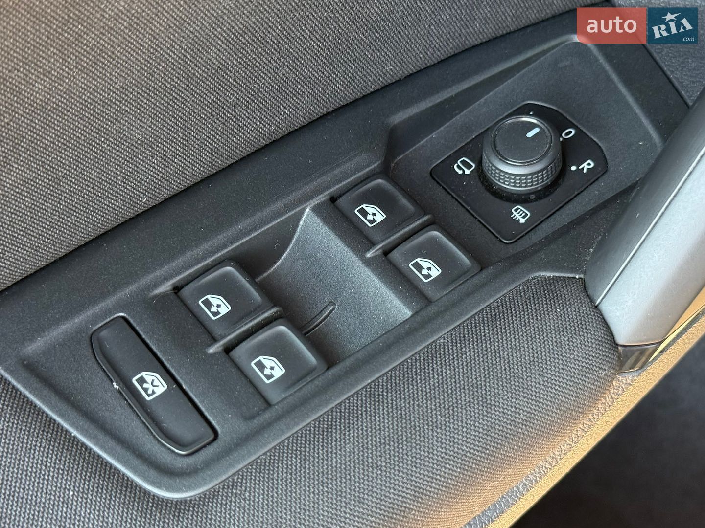Volkswagen Tiguan 2021 VIN WVGZZZ5NZMW033791 фото оголошення 27 з 97