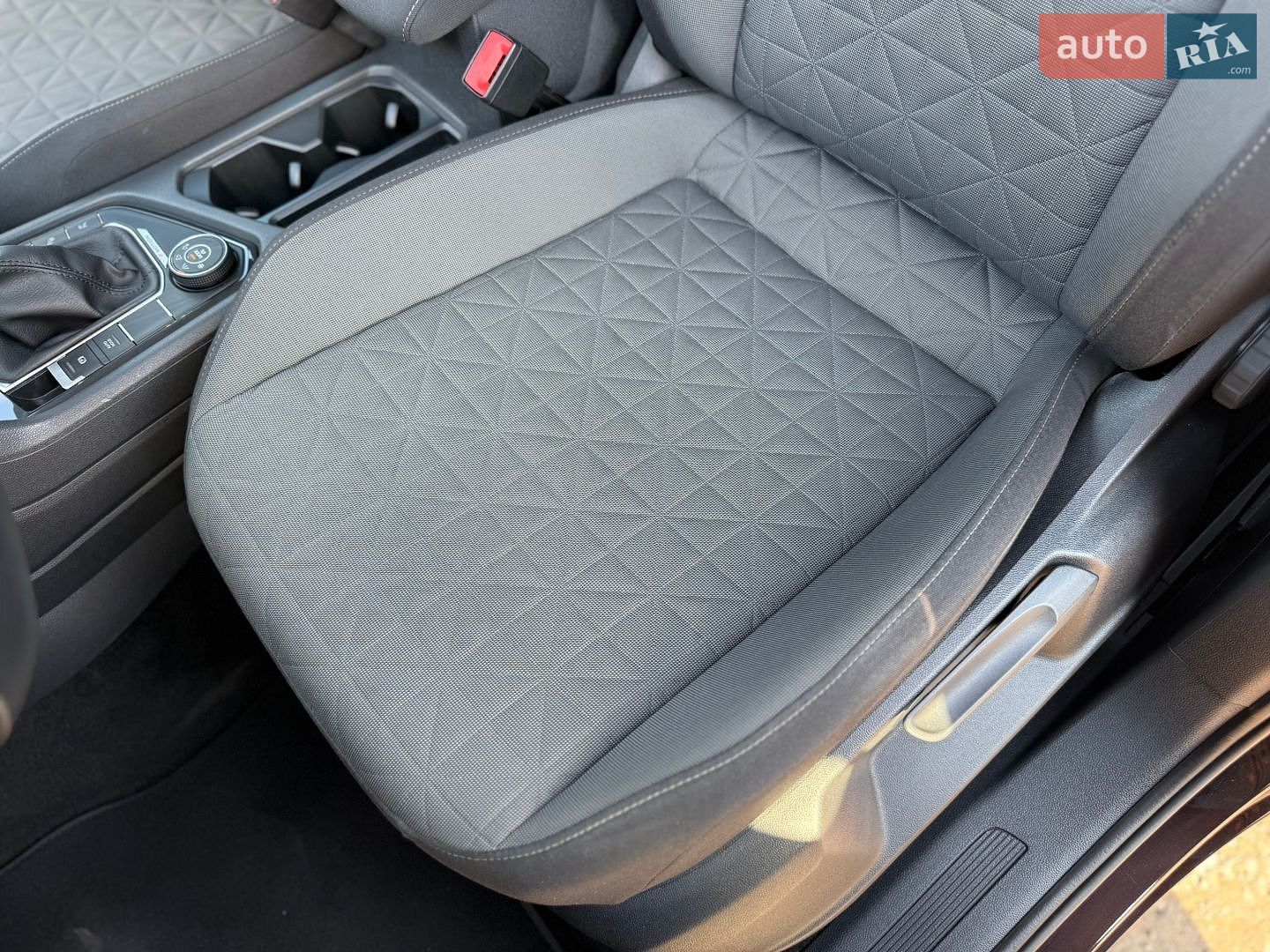 Volkswagen Tiguan 2021 VIN WVGZZZ5NZMW033791 фото оголошення 24 з 97