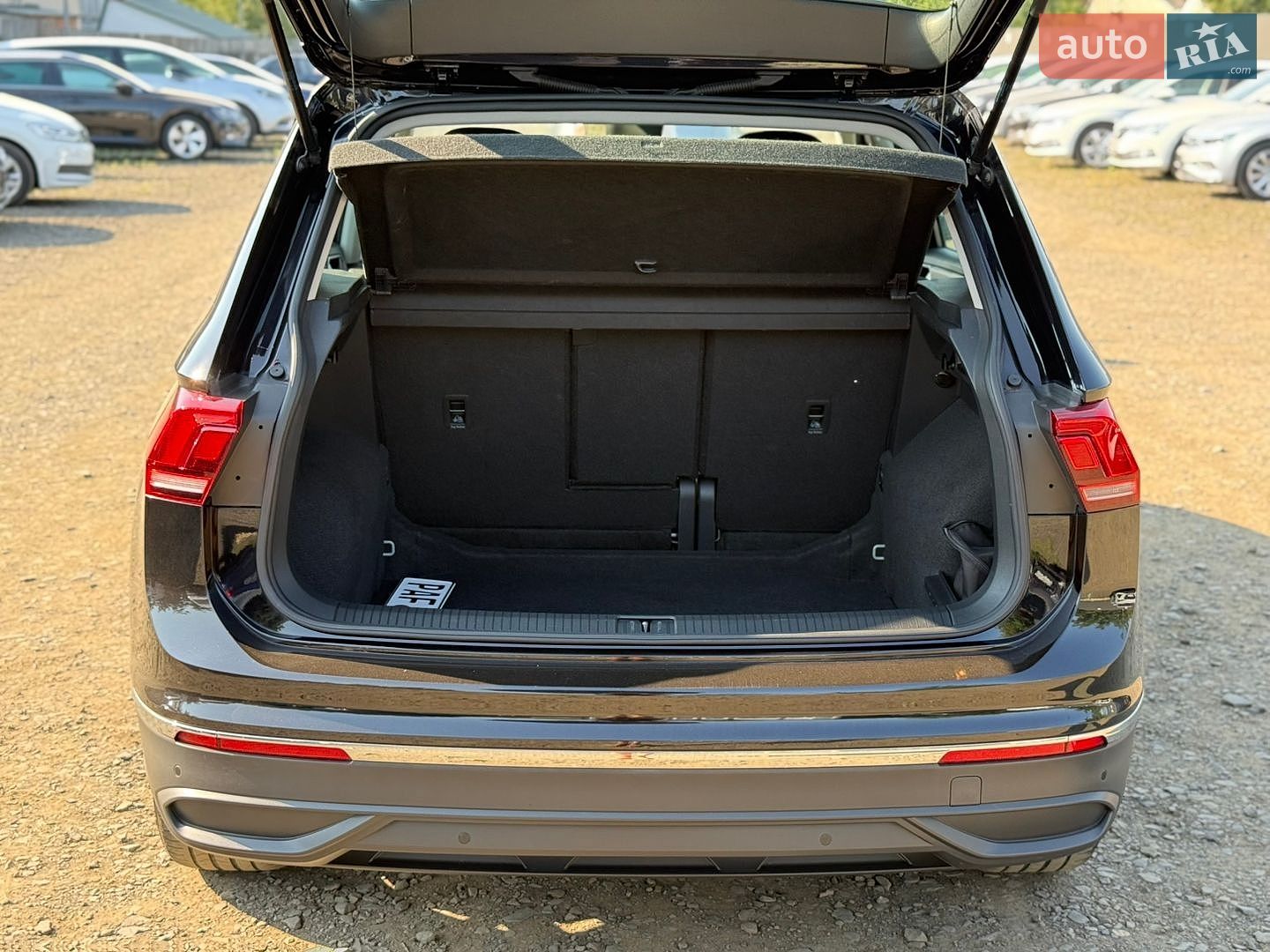 Volkswagen Tiguan 2021 VIN WVGZZZ5NZMW033791 фото оголошення 33 з 97
