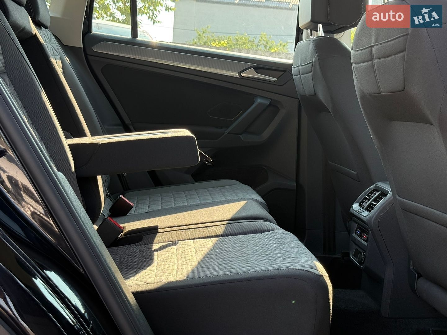 Volkswagen Tiguan 2021 VIN WVGZZZ5NZMW033791 фото оголошення 39 з 97