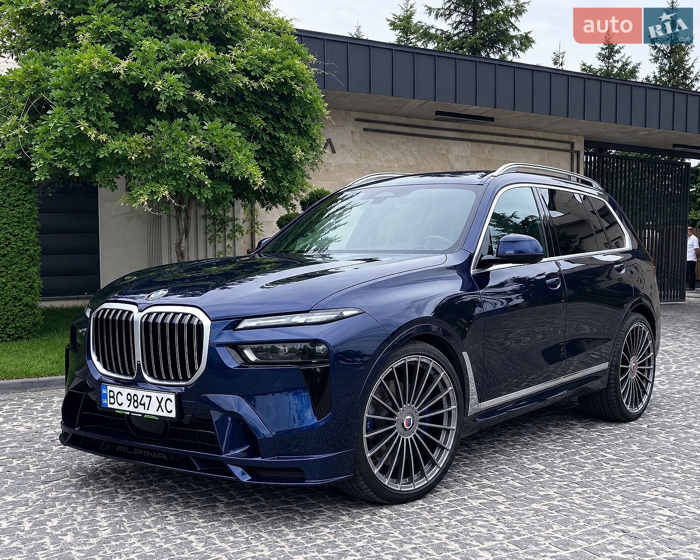 BMW-Alpina XB7 2023 VIN 5UX43EM12R9T65991 фото оголошення 2 з 12