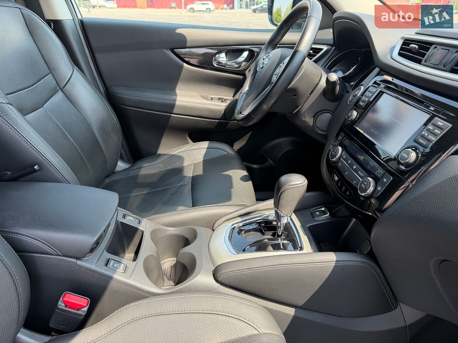 Nissan Qashqai 2016 VIN SJNFDAJ11U1829193 фото оголошення 25 з 141