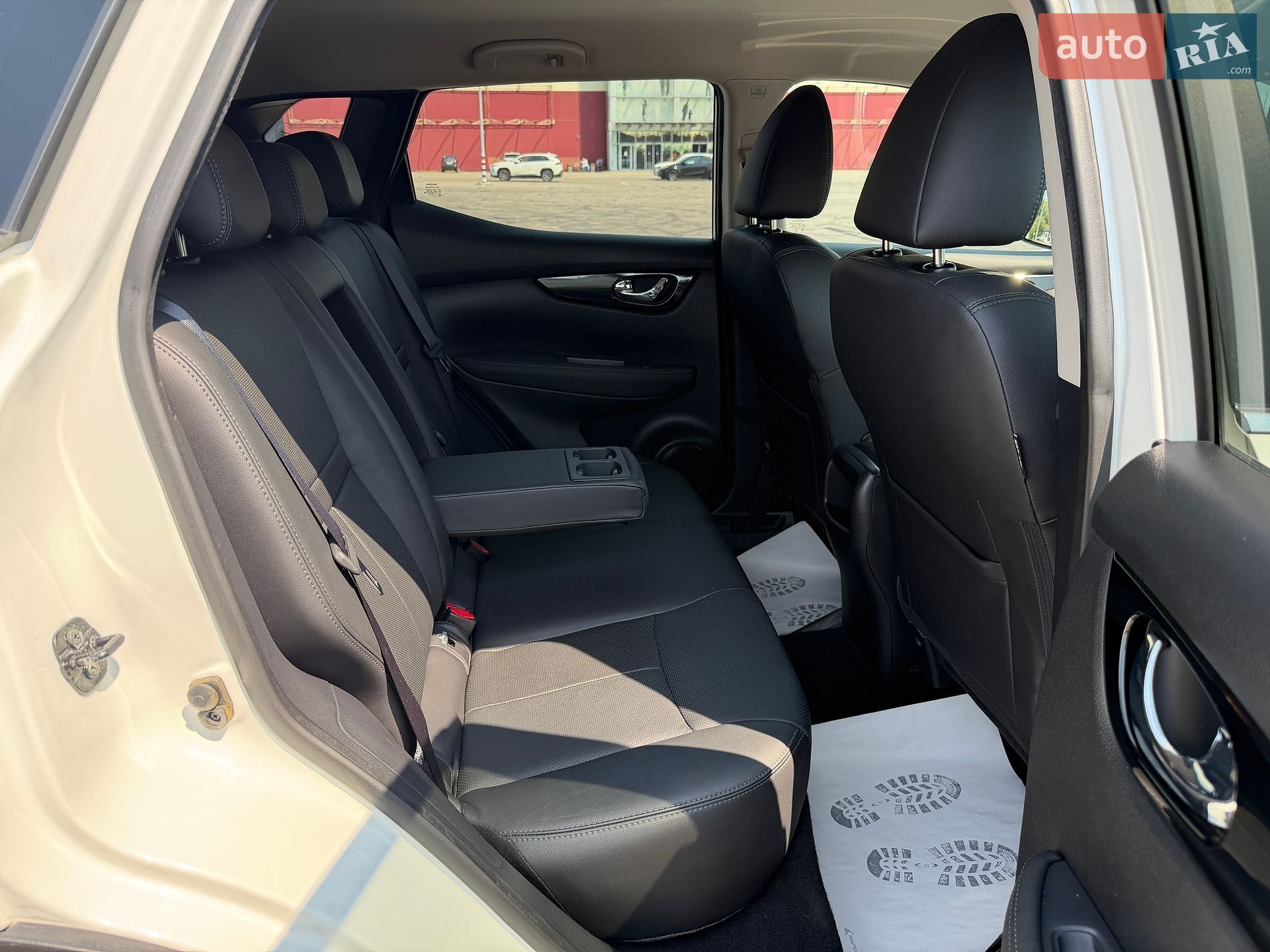 Nissan Qashqai 2016 VIN SJNFDAJ11U1829193 фото оголошення 27 з 141
