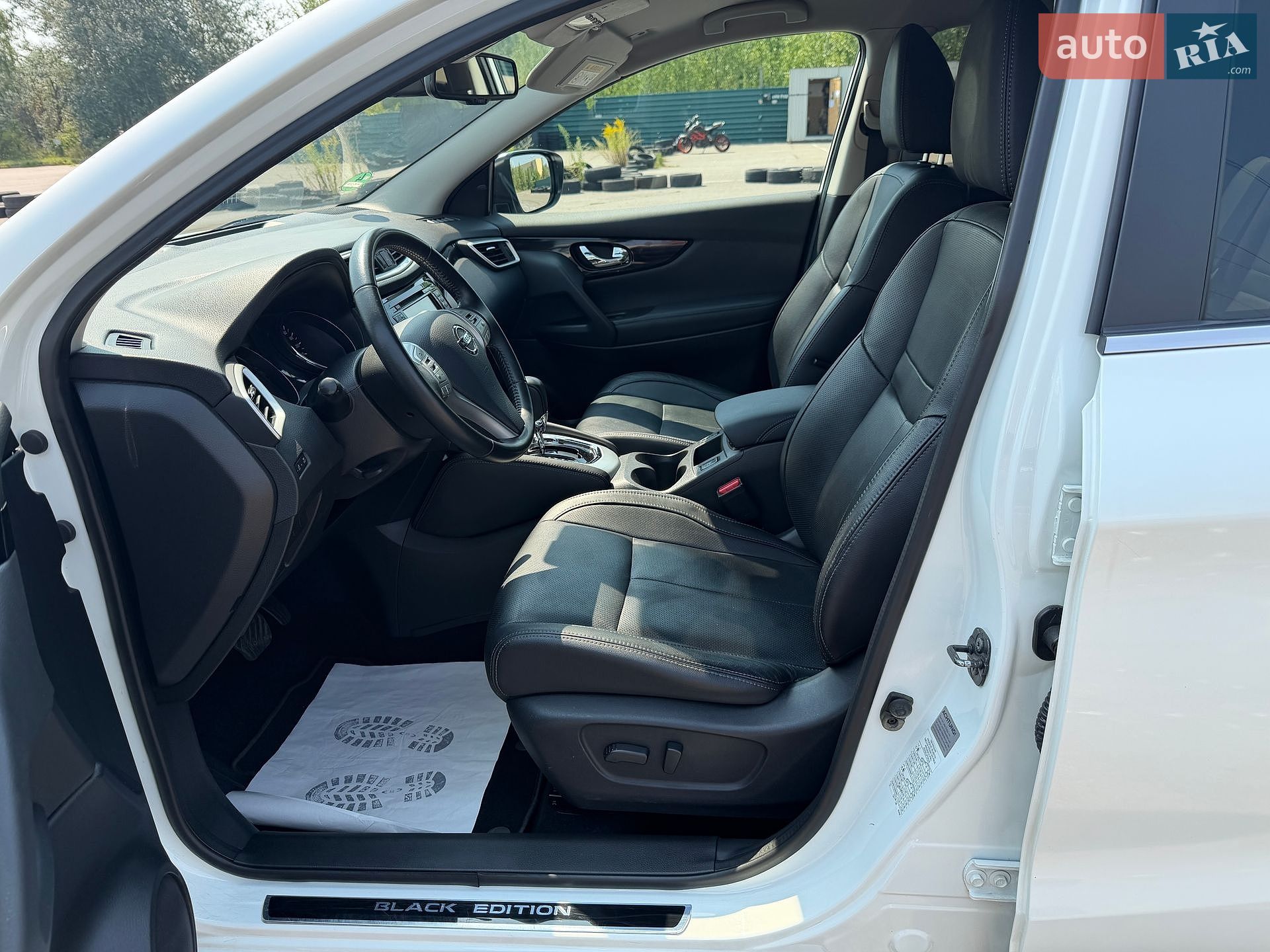 Nissan Qashqai 2016 VIN SJNFDAJ11U1829193 фото оголошення 33 з 141