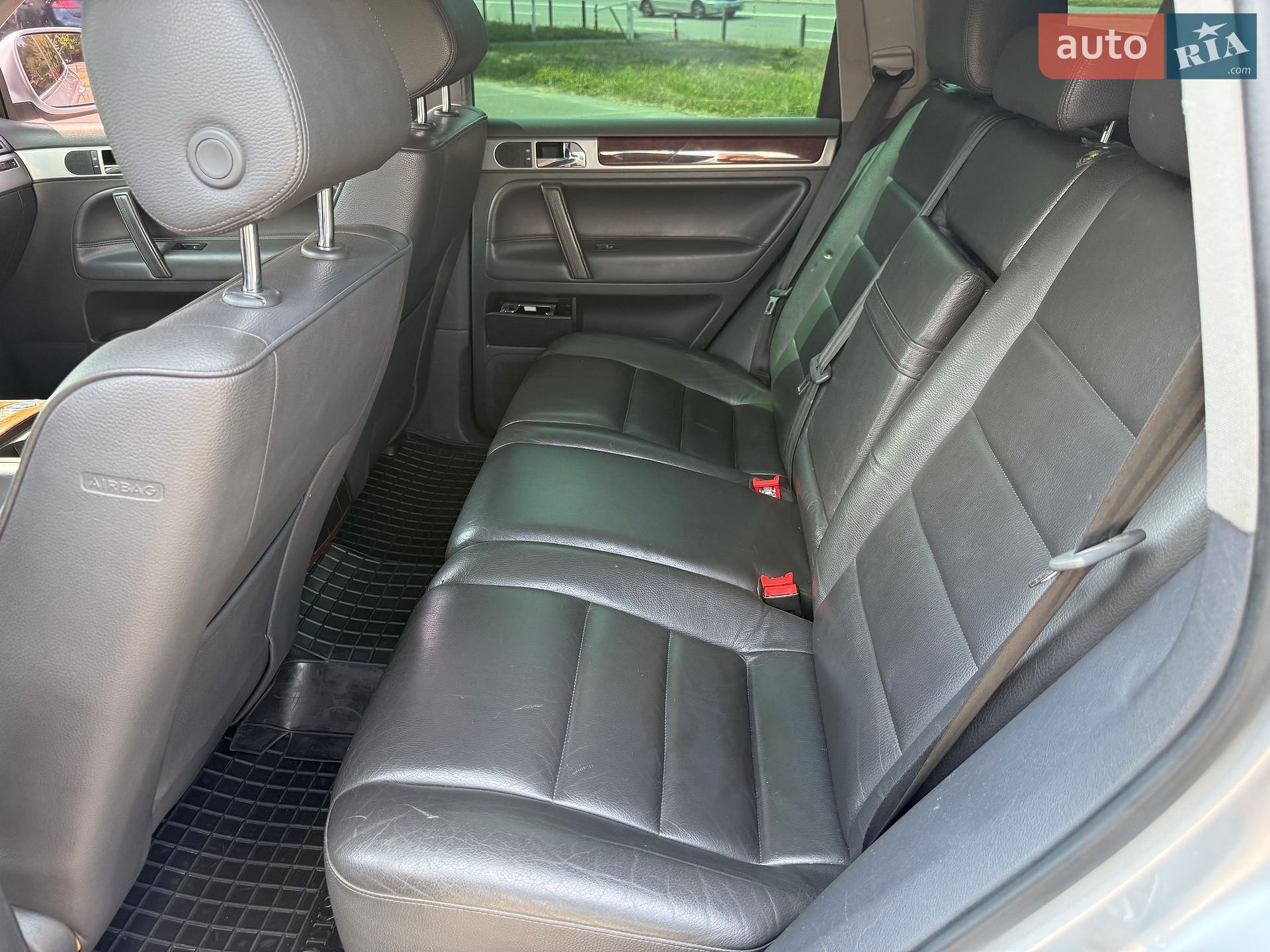 Volkswagen Touareg 2005 VIN WVGZZZ7LZ6D016644 фото оголошення 2 з 13