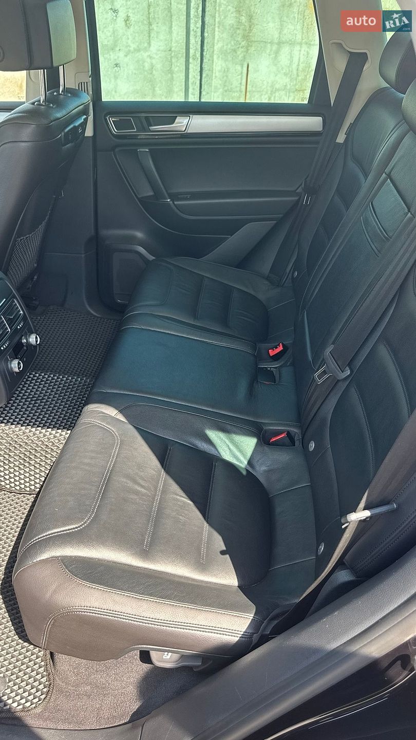 Volkswagen Touareg 2015 VIN WVGZZZ7PZFD025424 фото оголошення 8 з 21