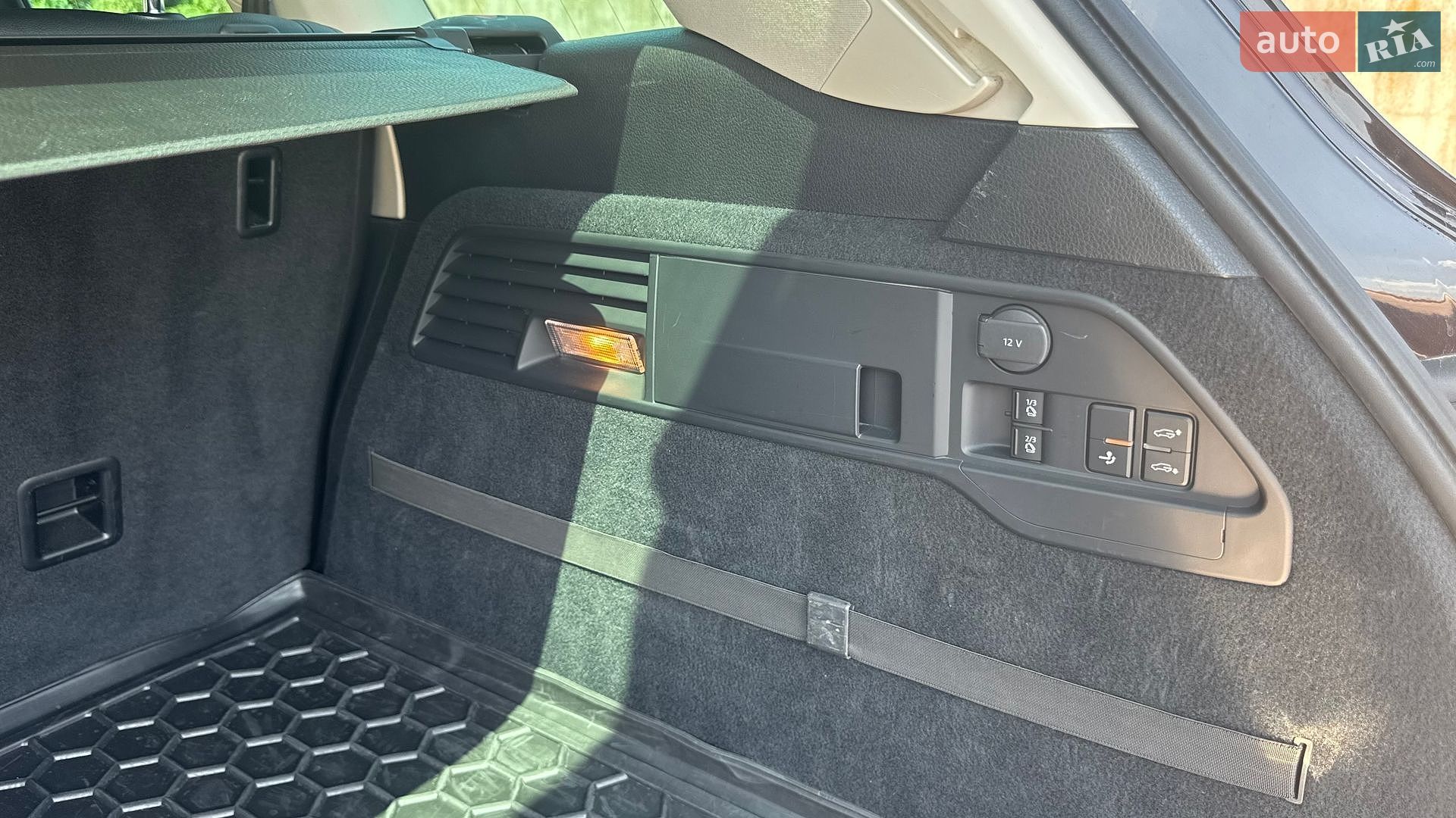 Volkswagen Touareg 2015 VIN WVGZZZ7PZFD025424 фото оголошення 16 з 21