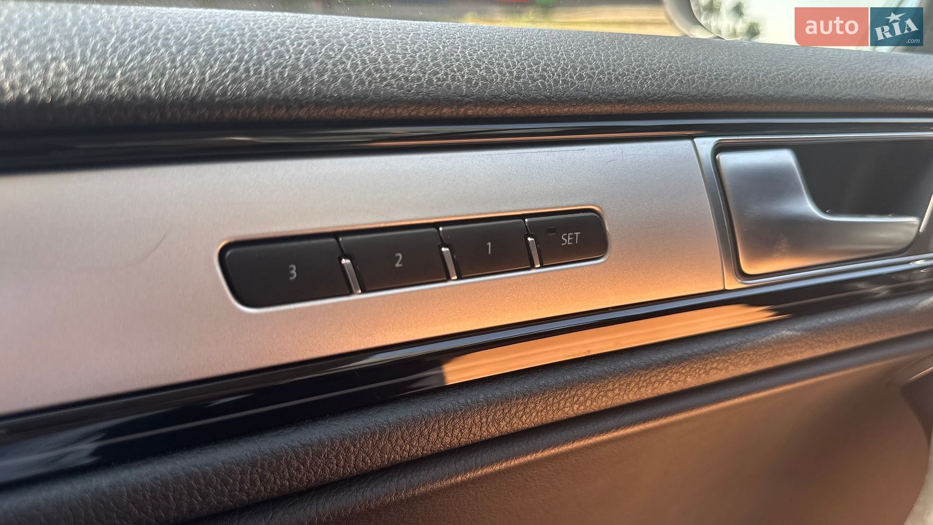 Volkswagen Touareg 2015 VIN WVGZZZ7PZFD025424 фото оголошення 21 з 21