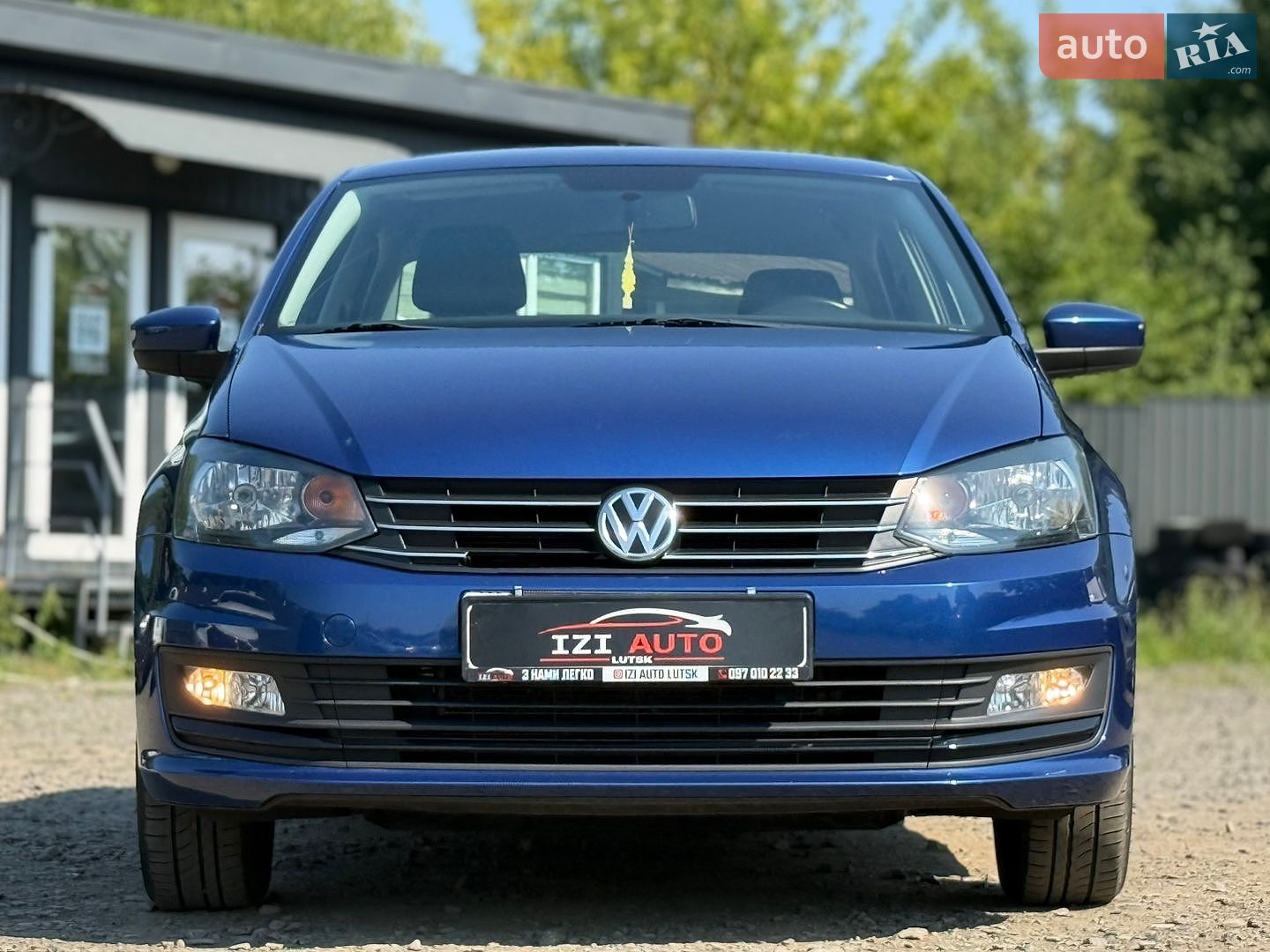 Volkswagen Polo 2018 VIN XW8ZZZ61ZJG066223 фото оголошення 2 з 50
