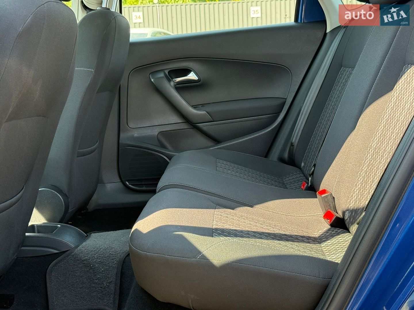 Volkswagen Polo 2018 VIN XW8ZZZ61ZJG066223 фото оголошення 25 з 50