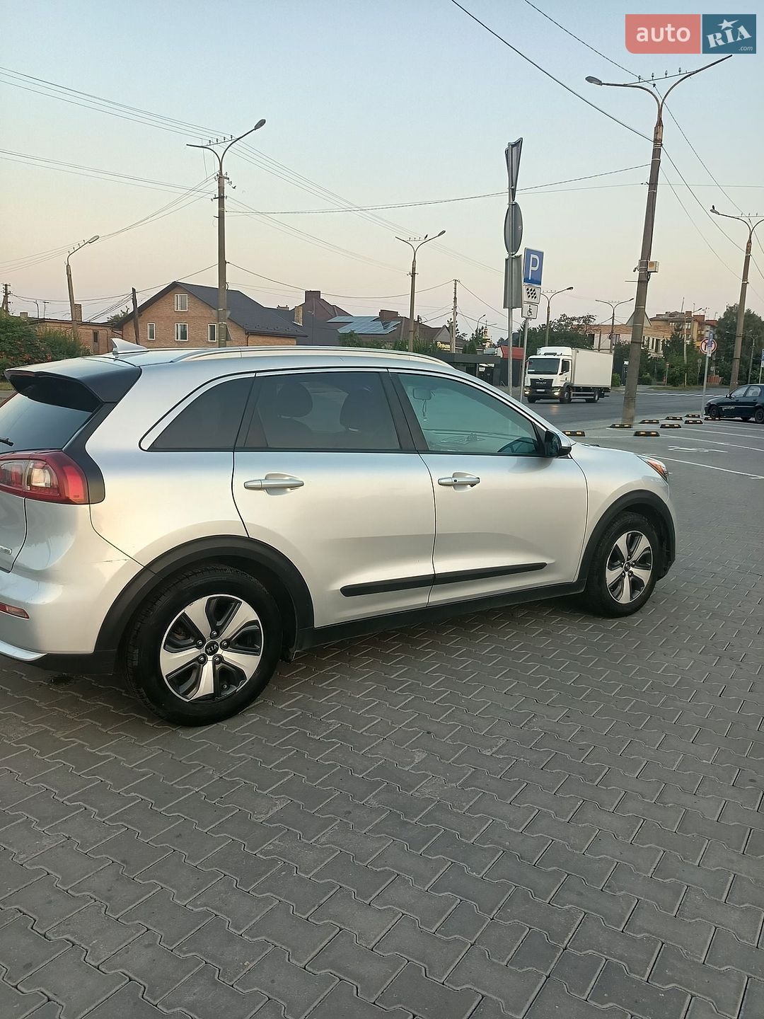 Kia Niro 2016 VIN KNDCB3LC4H5042619 фото оголошення 8 з 34