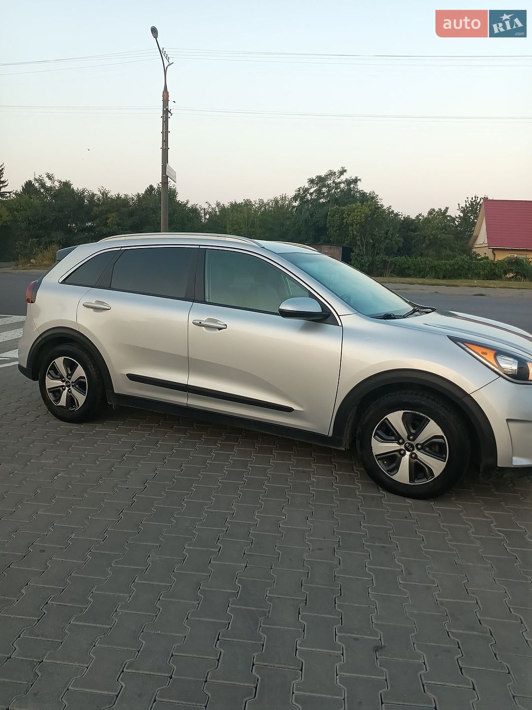 Kia Niro 2016 VIN KNDCB3LC4H5042619 фото оголошення 9 з 34