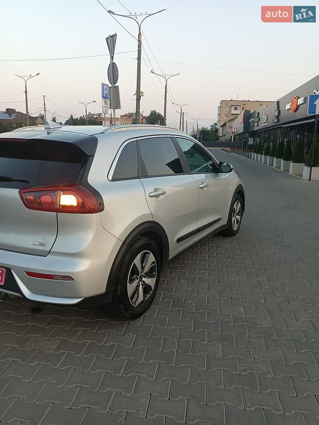 Kia Niro 2016 VIN KNDCB3LC4H5042619 фото оголошення 7 з 34