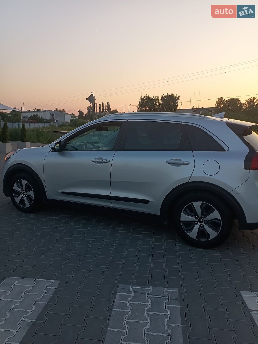 Kia Niro 2016 VIN KNDCB3LC4H5042619 фото оголошення 3 з 34