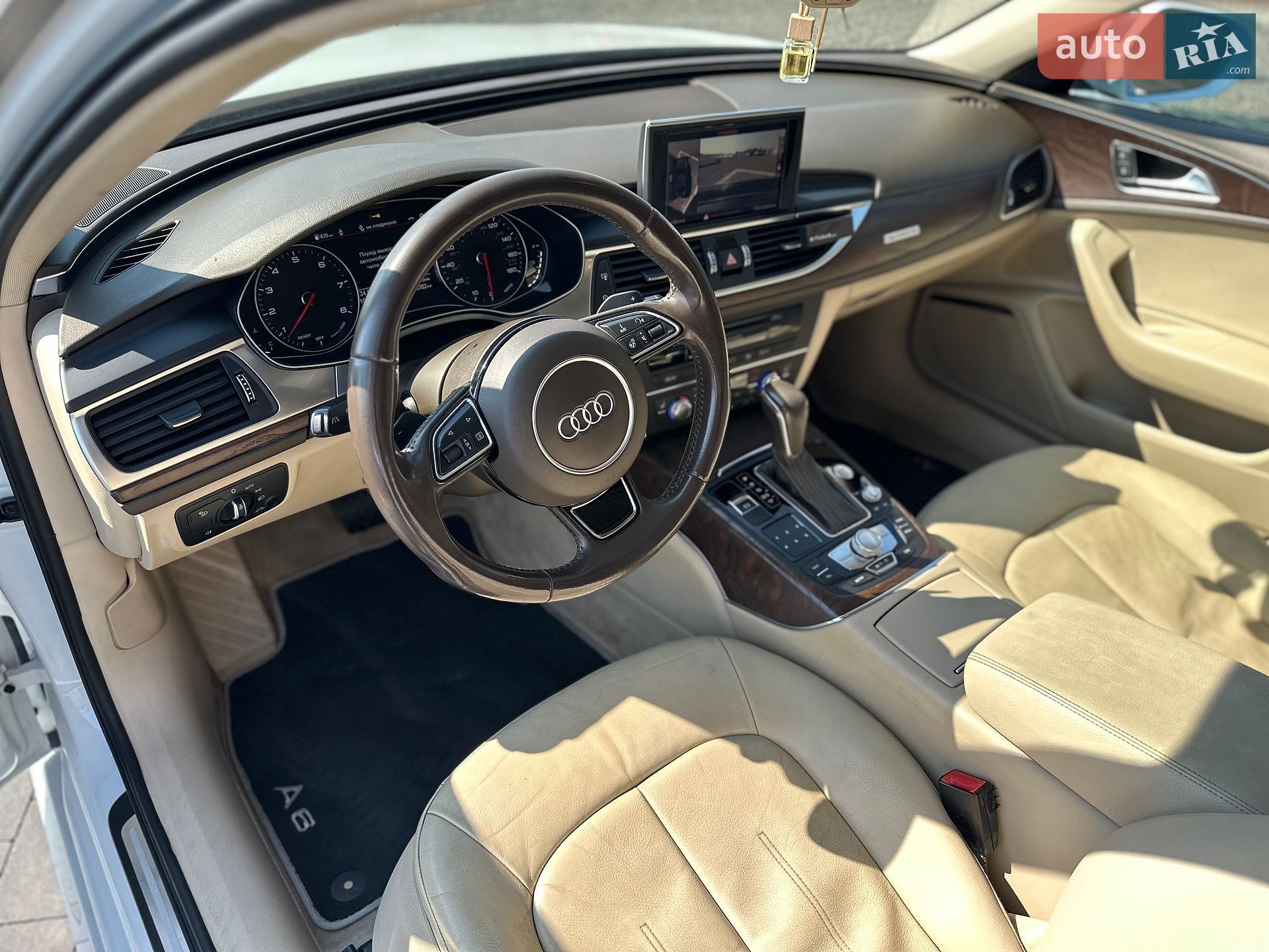 Audi A6 2015 VIN WAUFGAFCXGN066630 фото оголошення 14 з 25