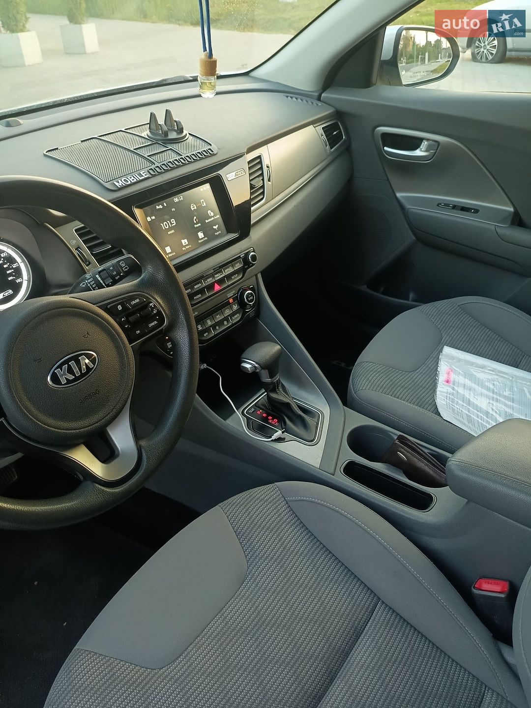 Kia Niro 2016 VIN KNDCB3LC4H5042619 фото оголошення 13 з 34