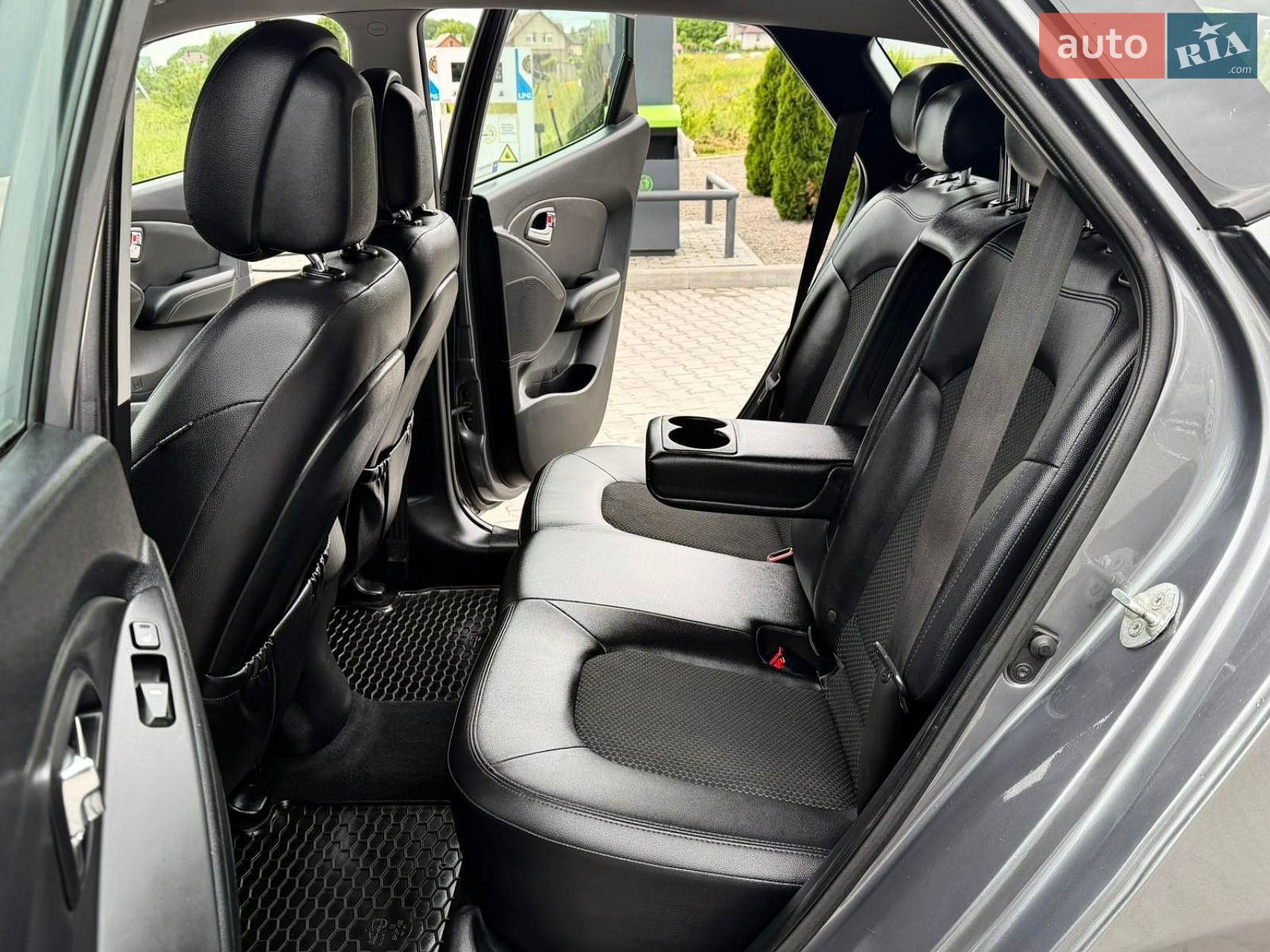Hyundai ix35 2011 VIN TMAJU81UACJ230584 фото оголошення 24 з 53