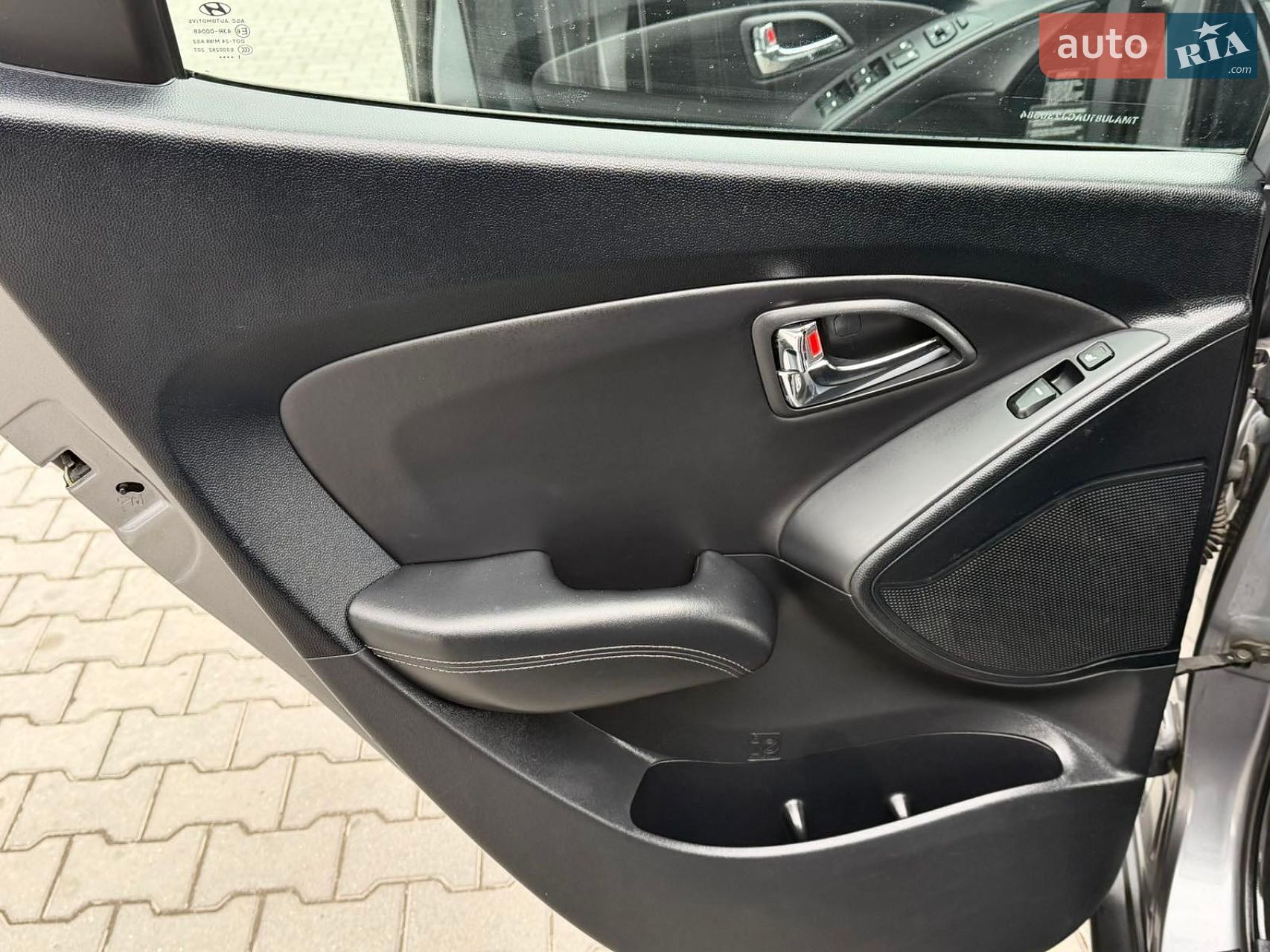 Hyundai ix35 2011 VIN TMAJU81UACJ230584 фото оголошення 47 з 53