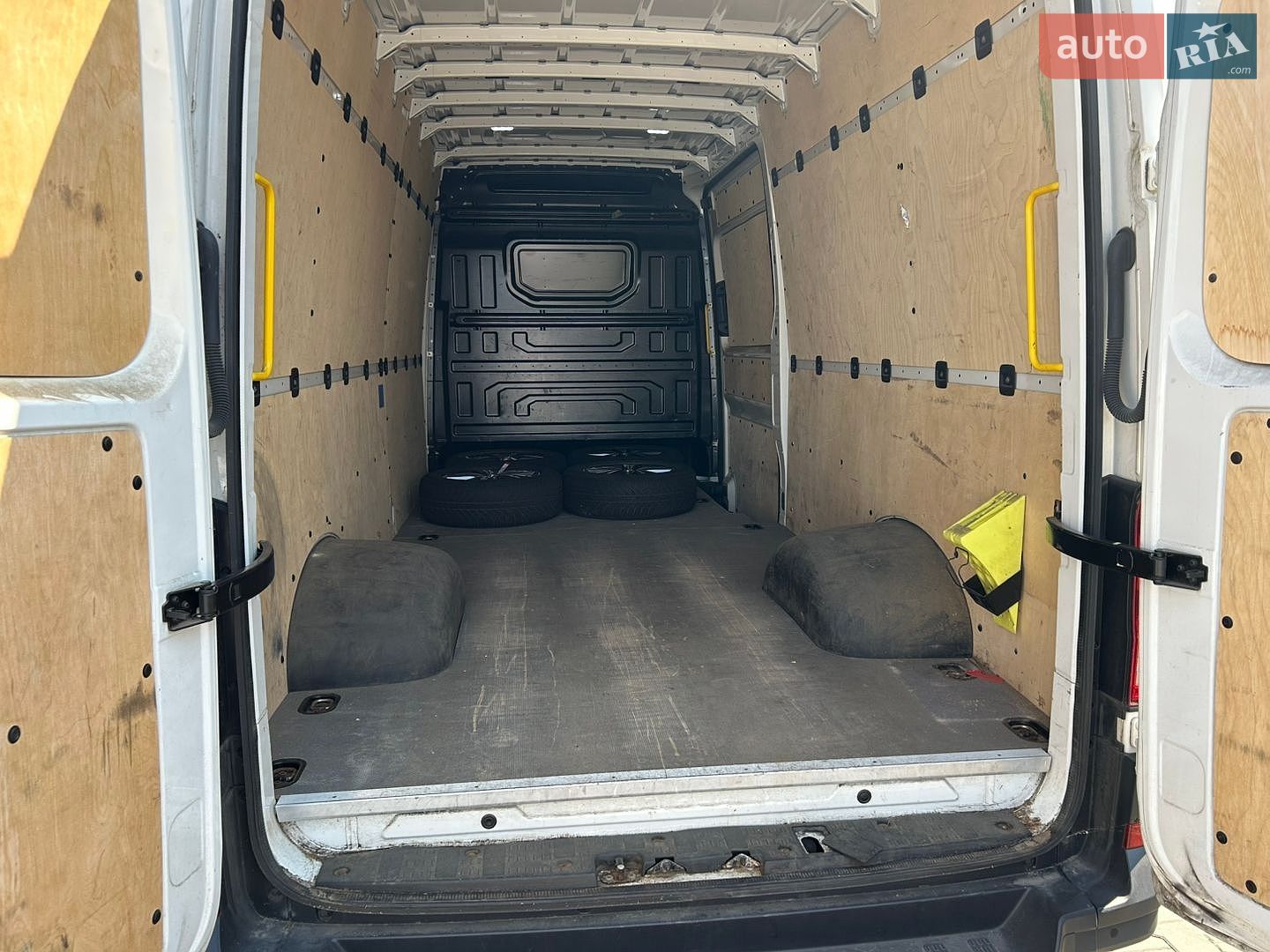 Volkswagen Crafter 2020 VIN WV1ZZZSYZL9023643 фото оголошення 22 з 32