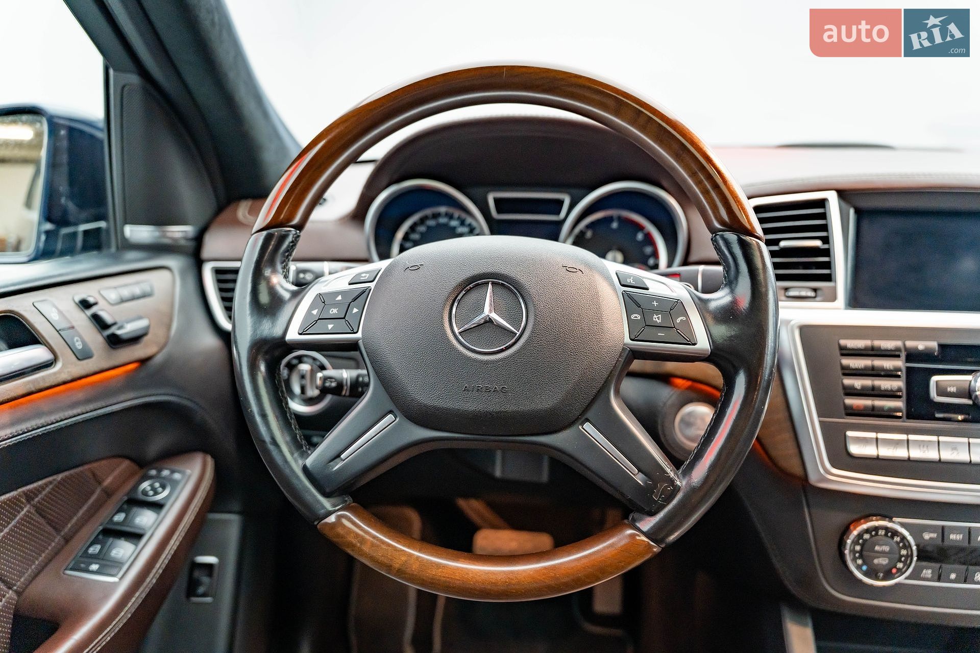 Mercedes-Benz GL-Class 2014 VIN WDC1668241A473489 фото оголошення 19 з 34