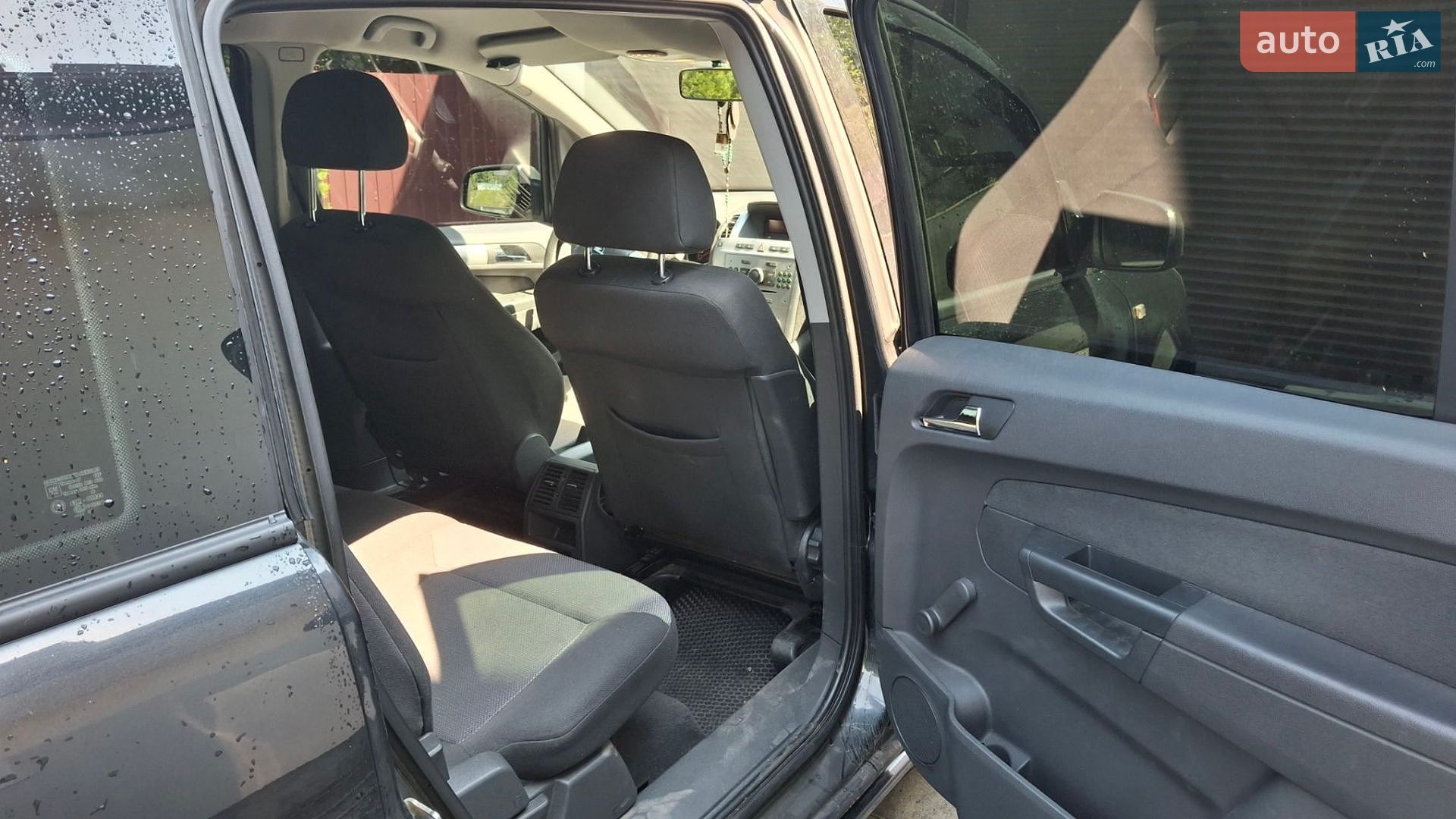 Opel Zafira 2012 VIN W0L0AHM75C2046840 фото оголошення 16 з 18