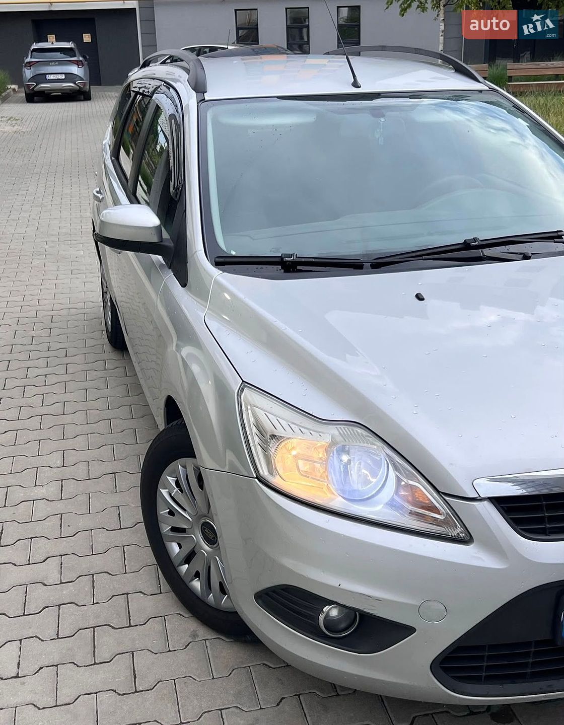 Ford Focus 2010 VIN WF0SXXGCDSAY63583 фото оголошення 3 з 27