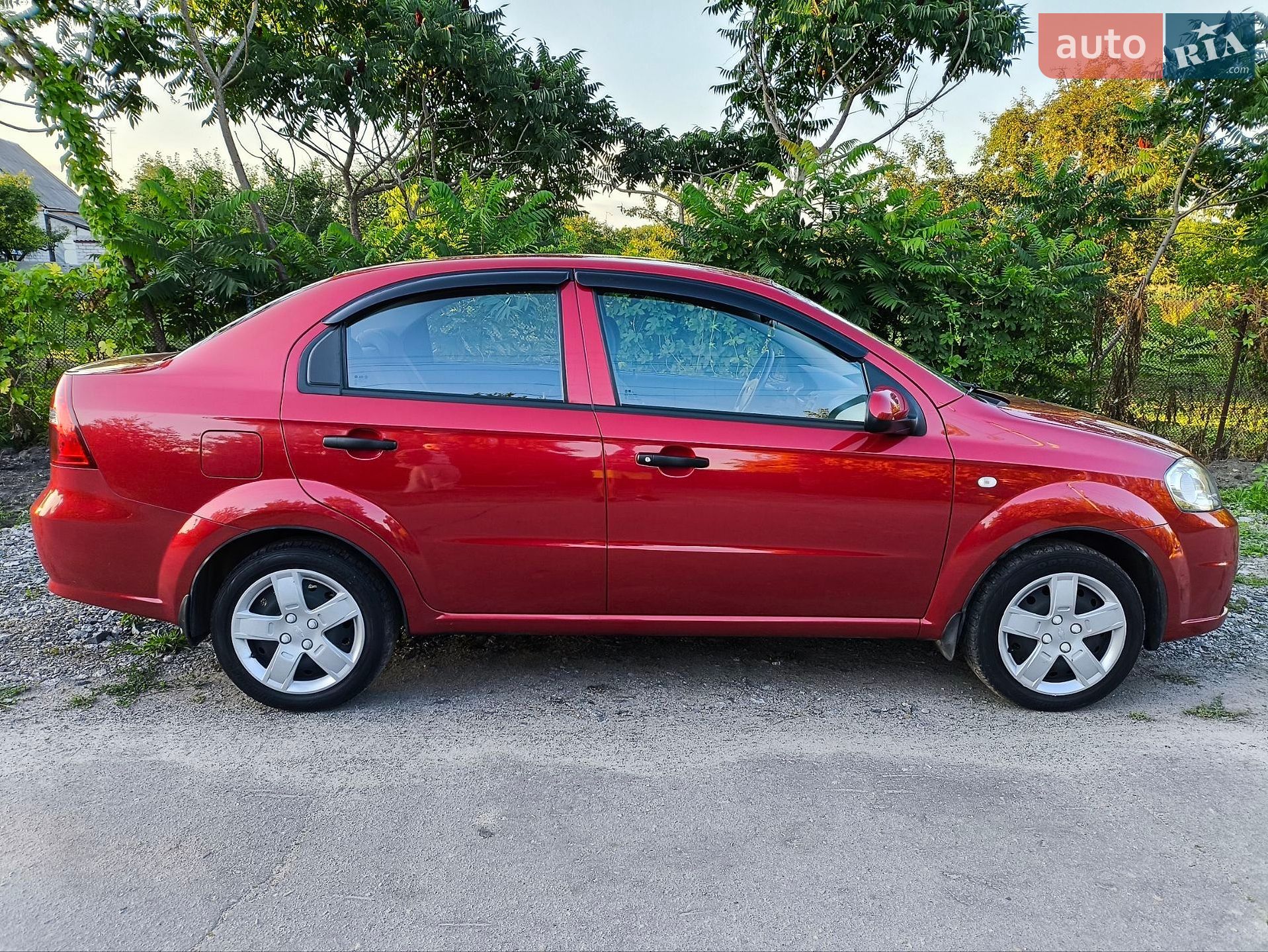 Chevrolet Aveo 2011 VIN KL1SF69YEBB280331 фото оголошення 3 з 37