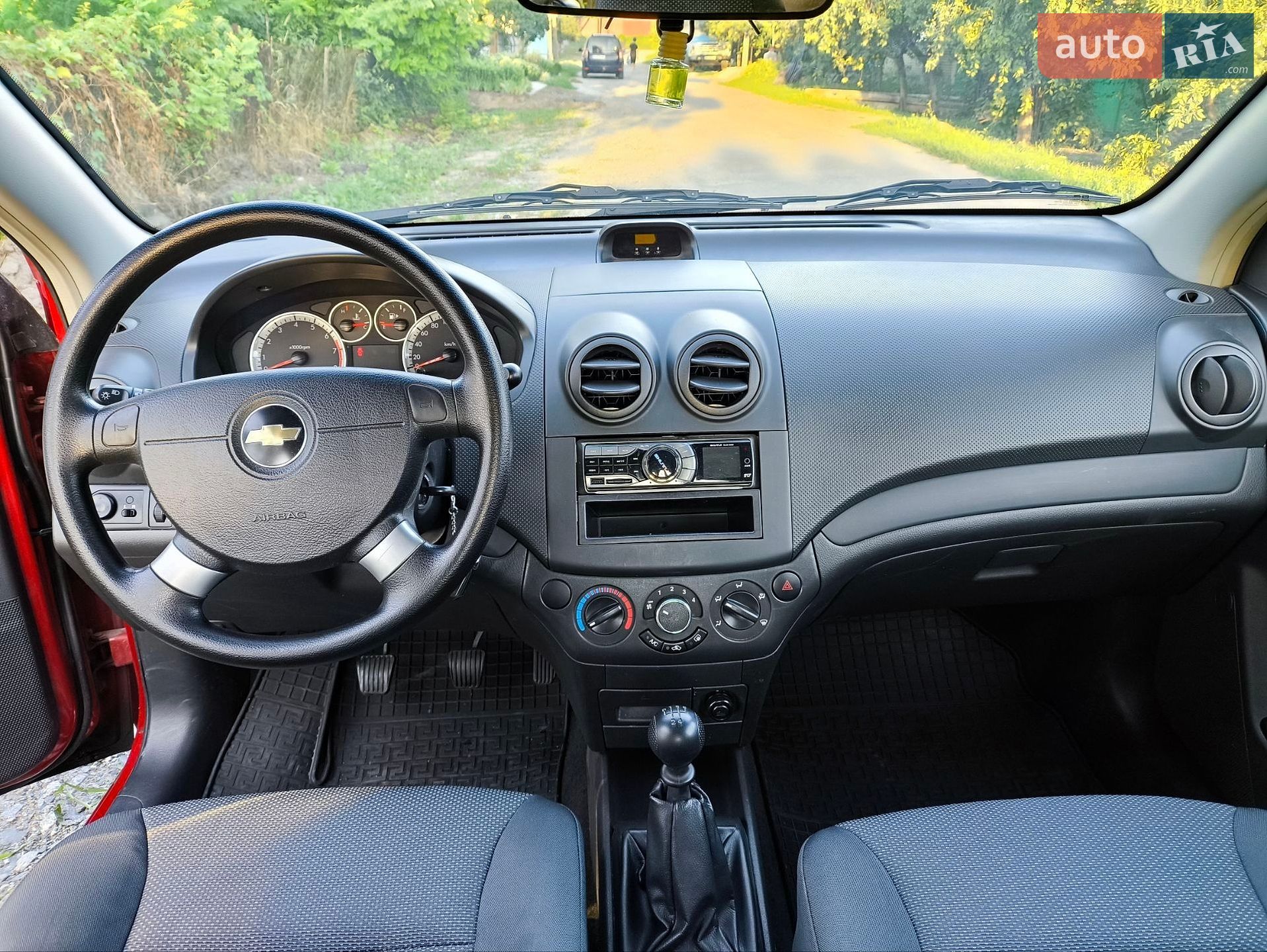 Chevrolet Aveo 2011 VIN KL1SF69YEBB280331 фото оголошення 10 з 37