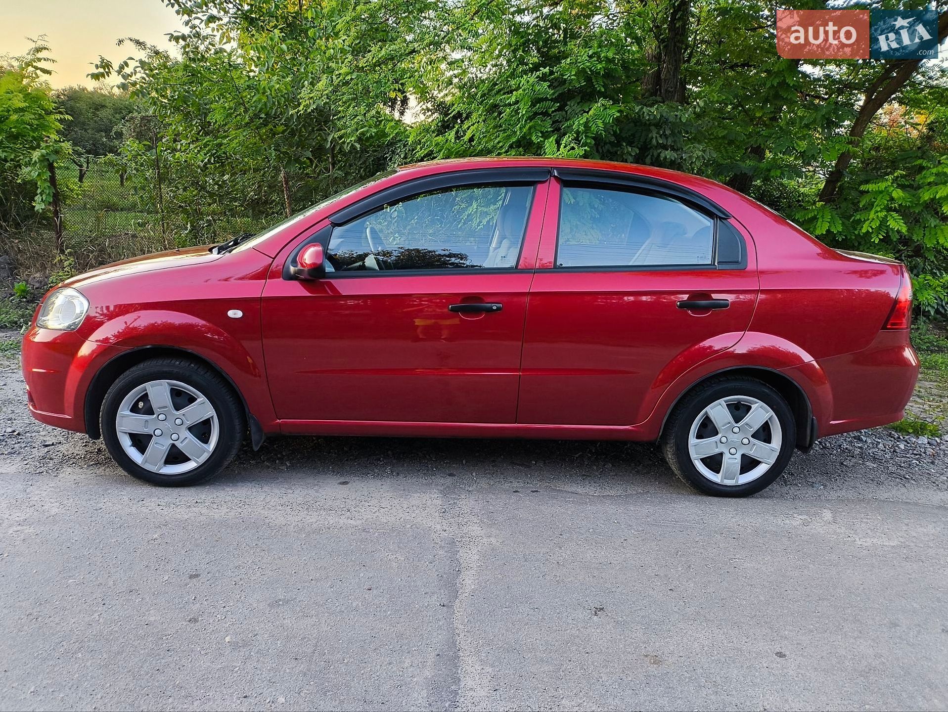 Chevrolet Aveo 2011 VIN KL1SF69YEBB280331 фото оголошення 7 з 37